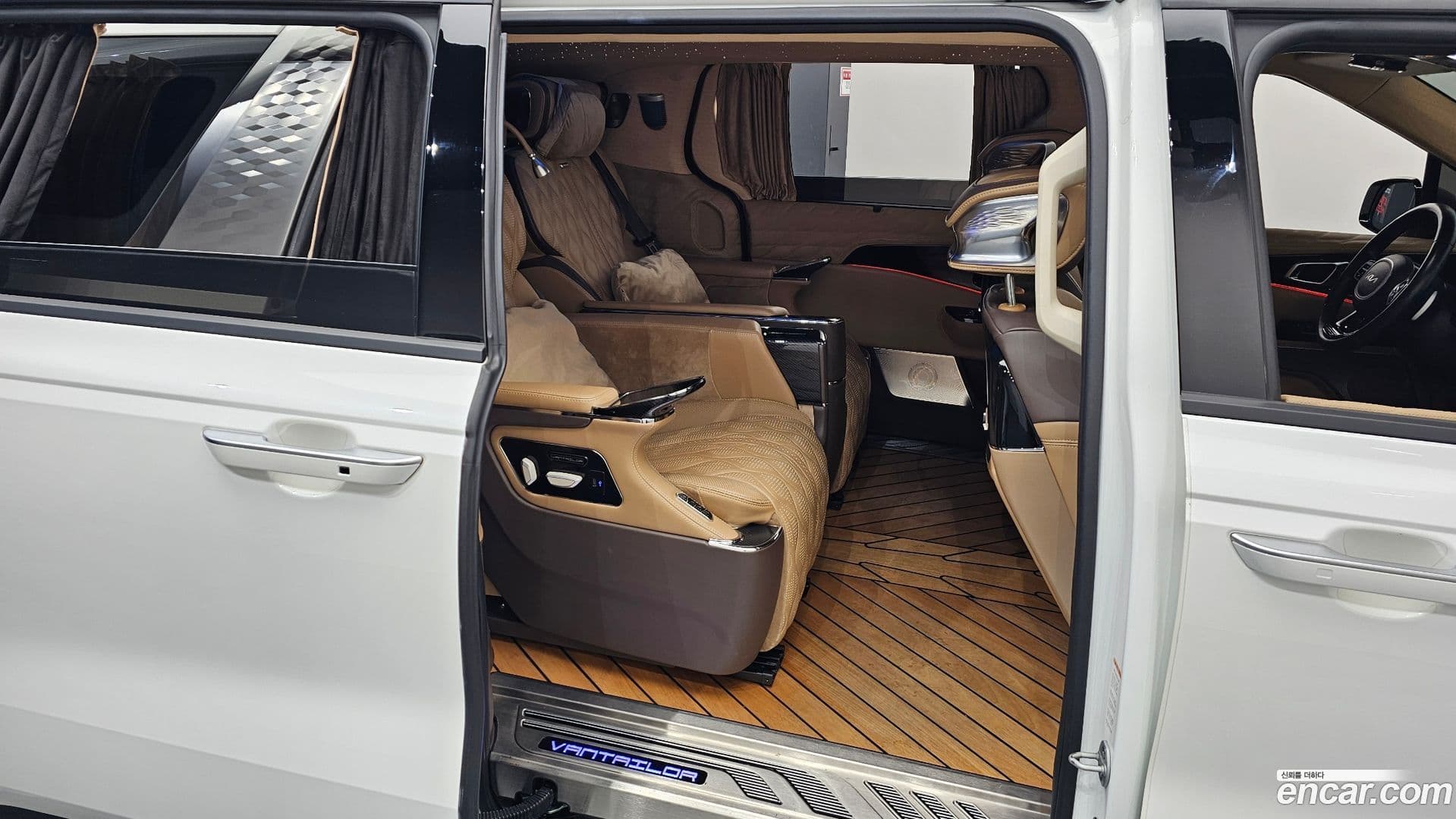 Main__Slider__Photo:Canival Kia 2022.4-11