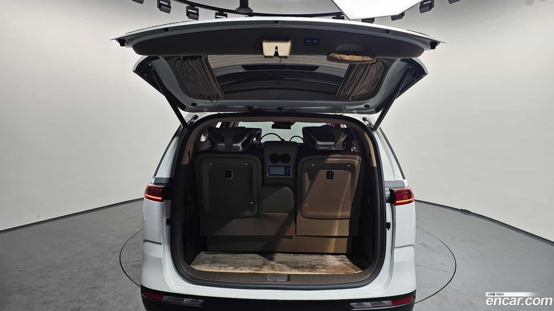 Canival Kia 2022.4-OPTION-024