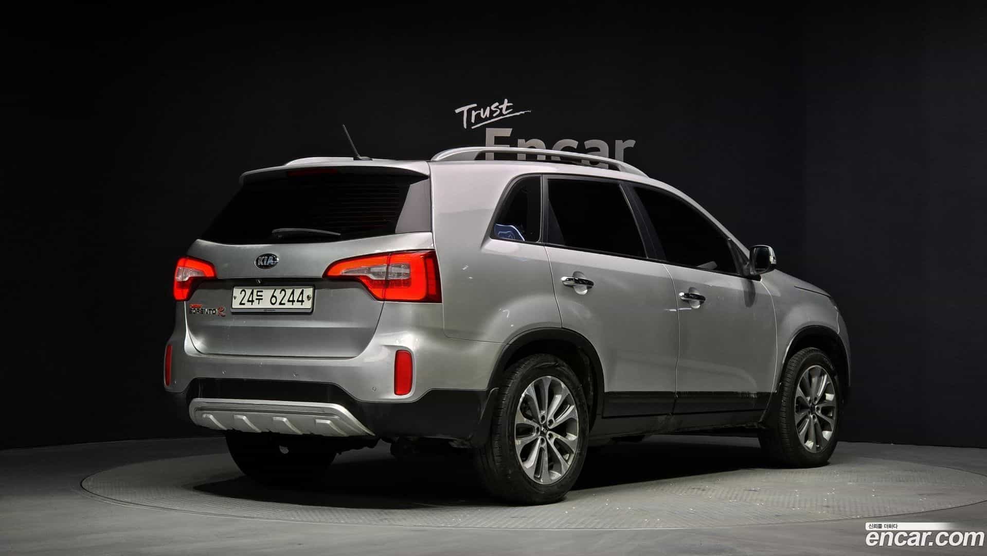 Sorento Kia 2013.5-OUTER-002