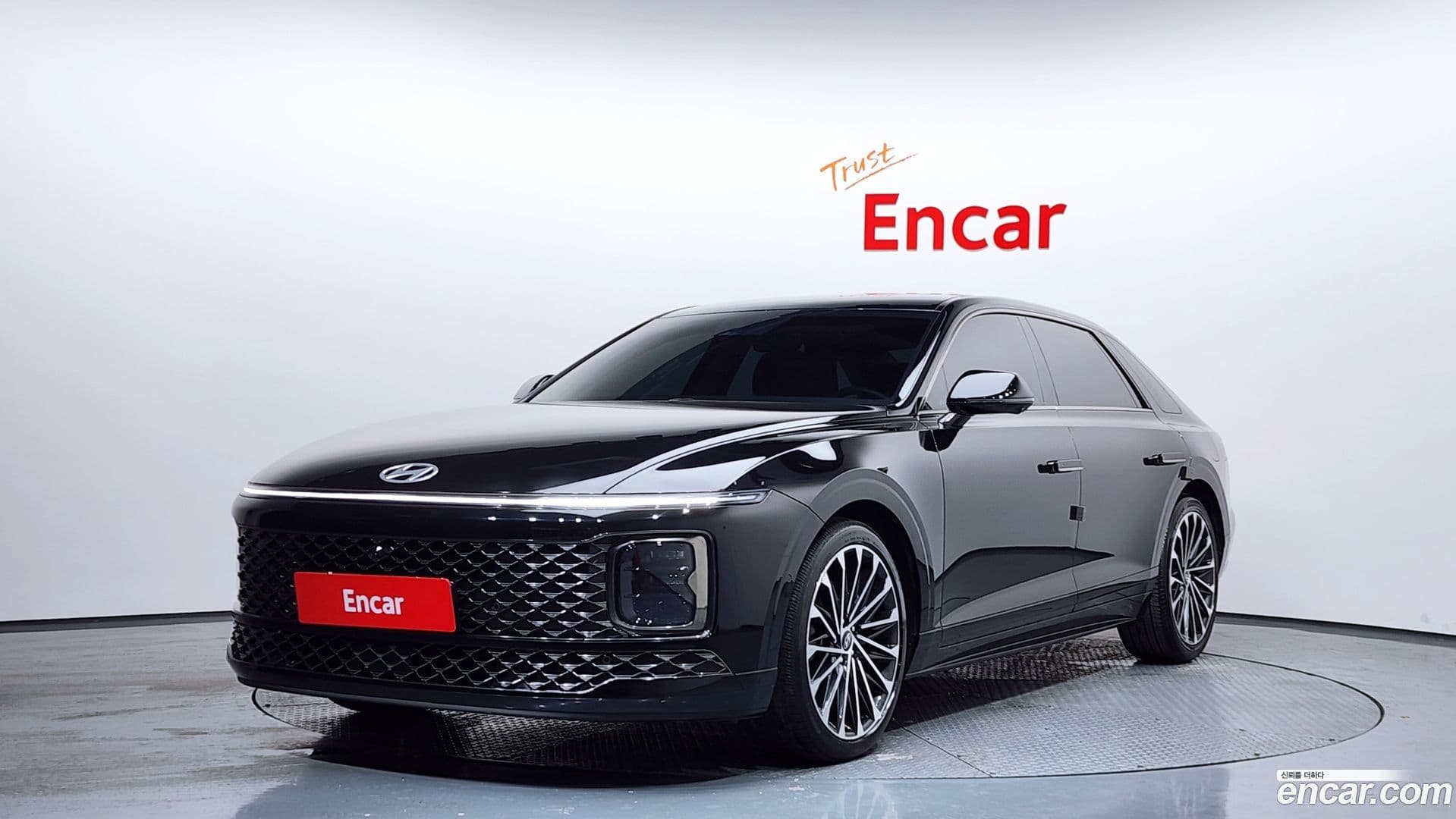 Main__Slider__Photo:Grandeur Hyundai 2023.0-0