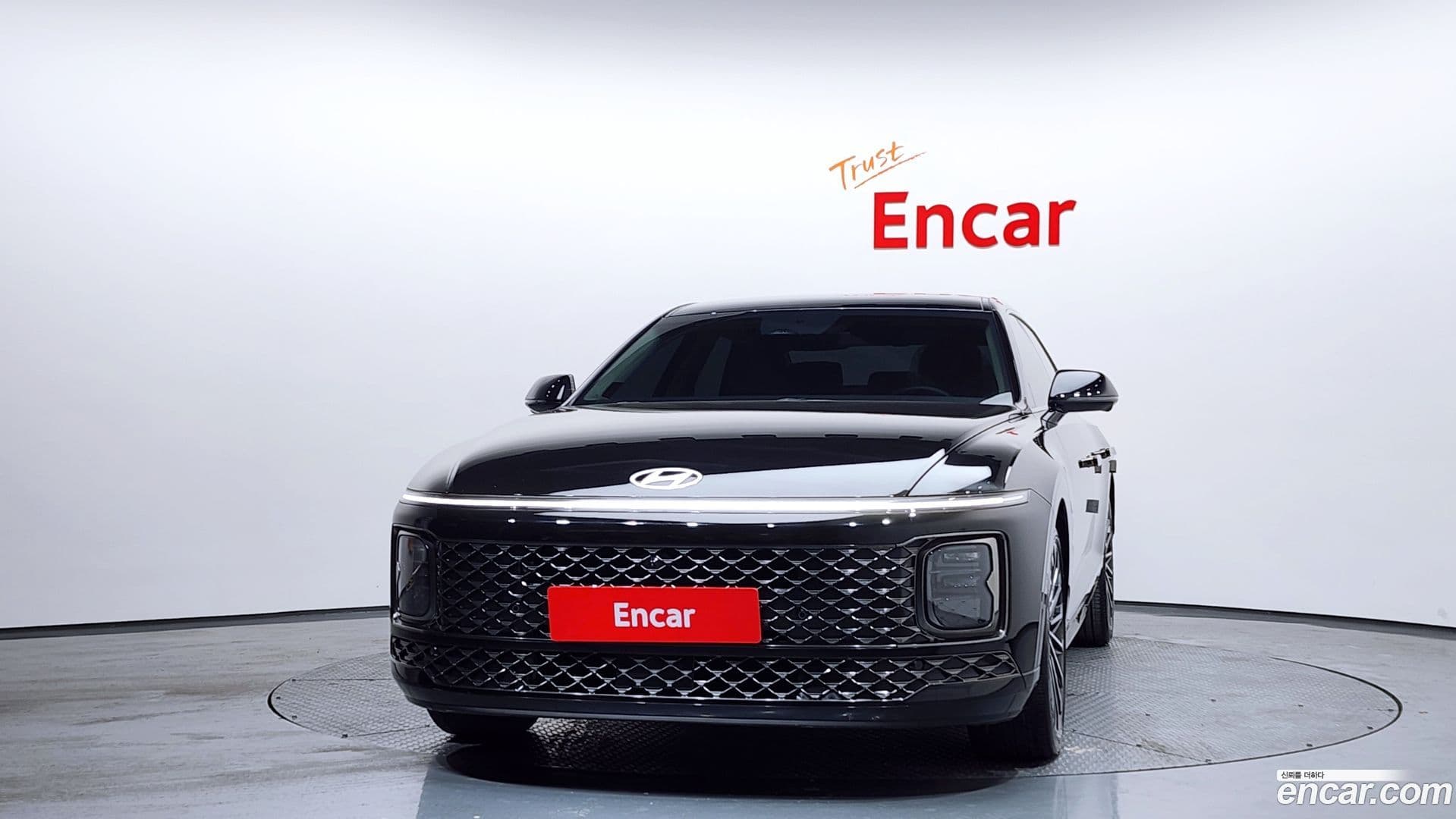 Main__Slider__Photo:Grandeur Hyundai 2023.0-2