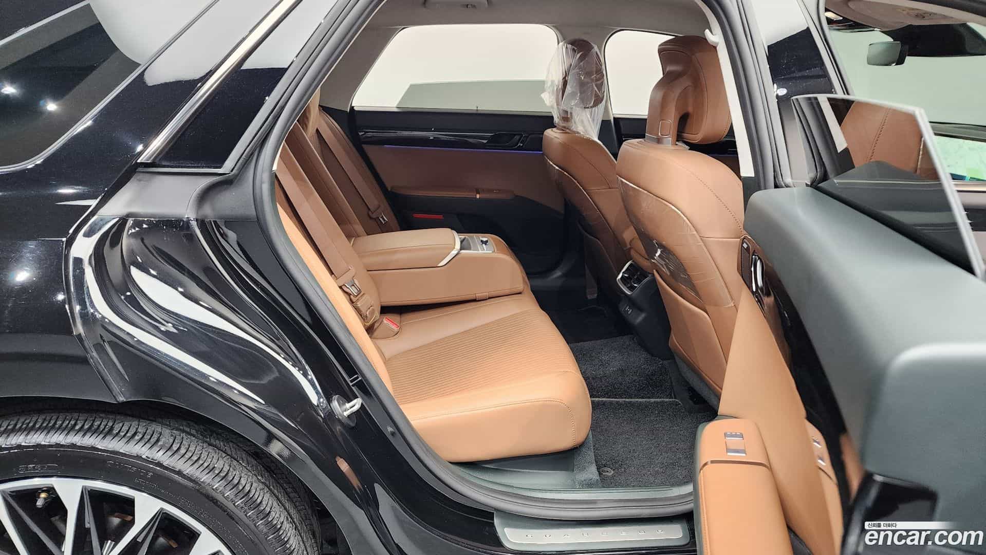 Grandeur Hyundai 2023.0-OPTION-016