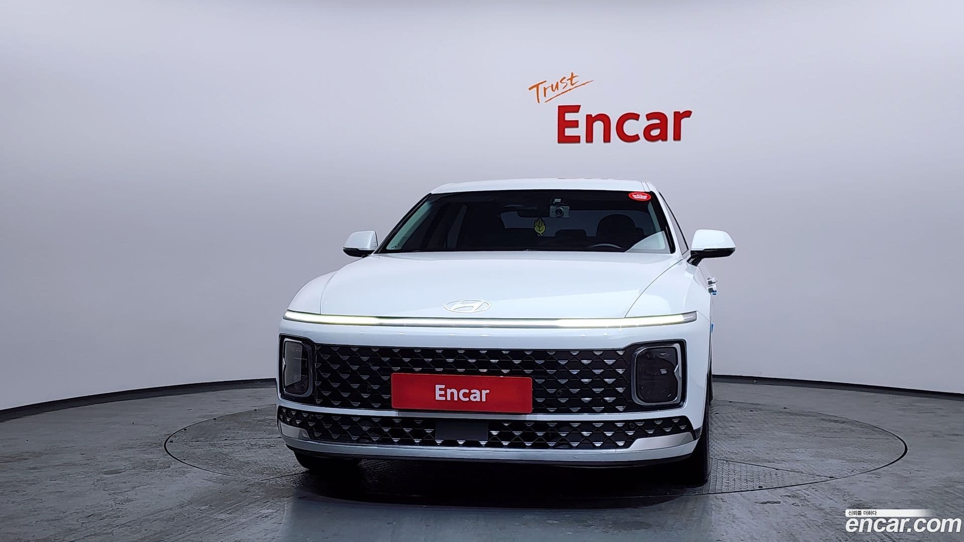 Main__Slider__Photo:Grandeur Hyundai 2023.5-2