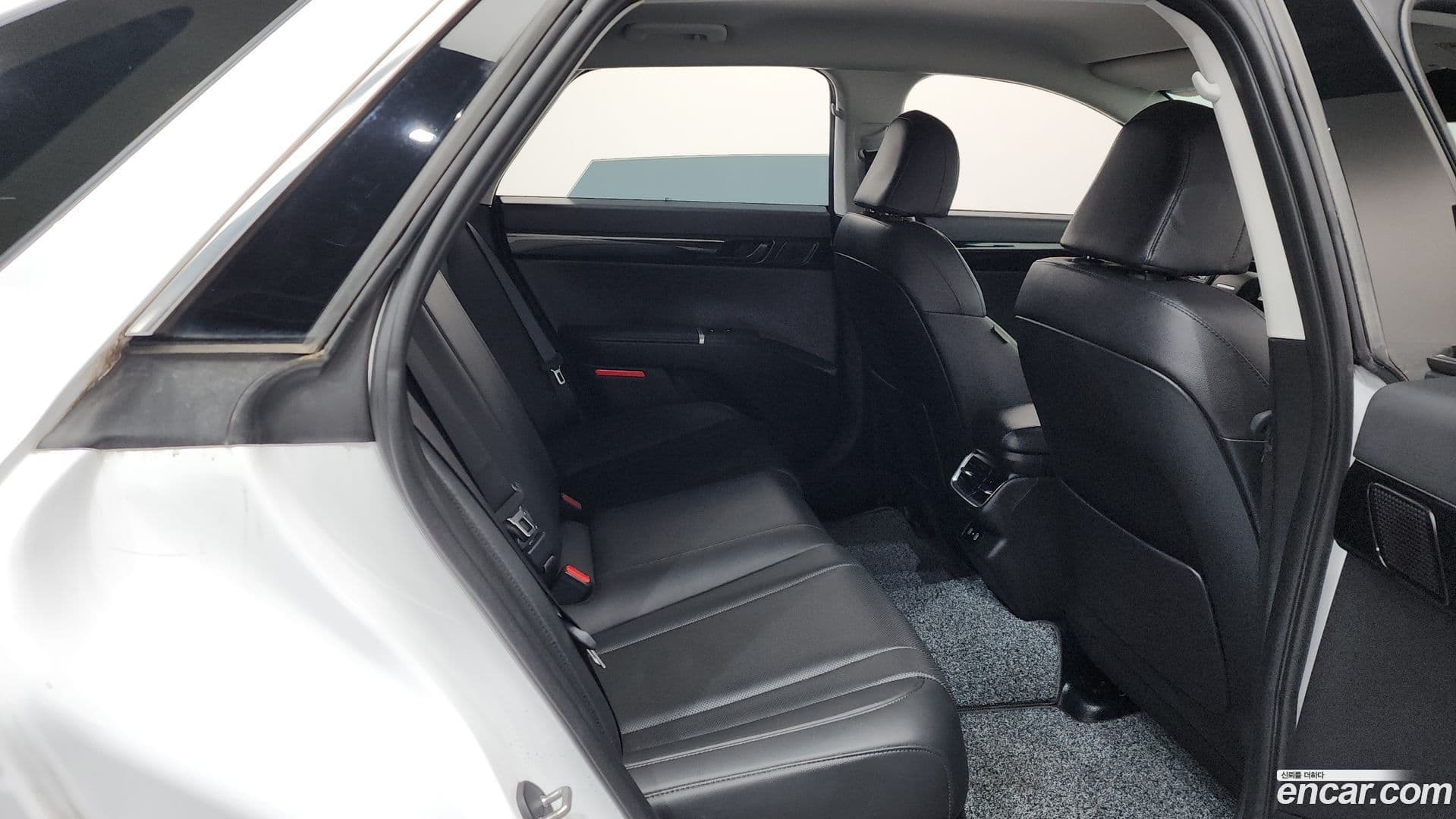 Main__Slider__Photo:Grandeur Hyundai 2023.5-11