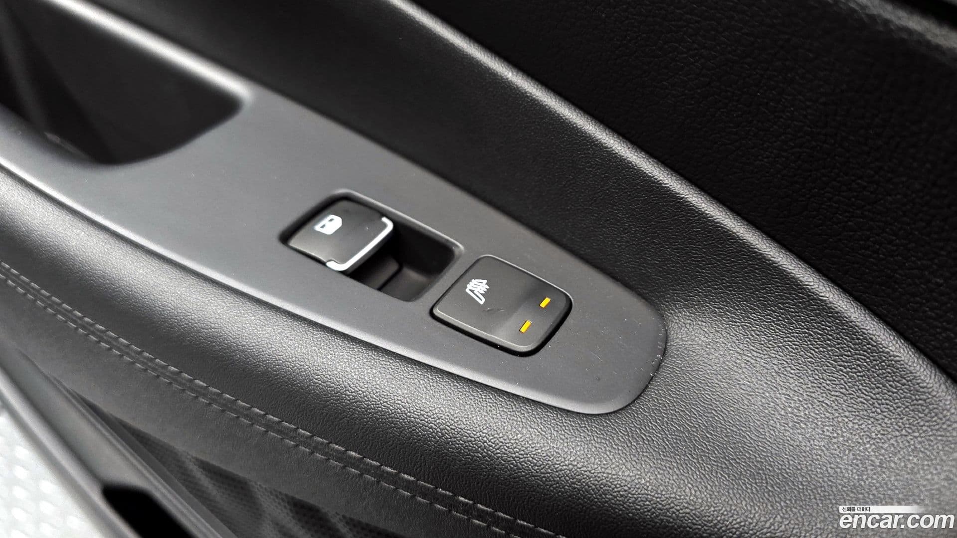 Main__Slider__Photo:Santafe Hyundai 2022.3-16