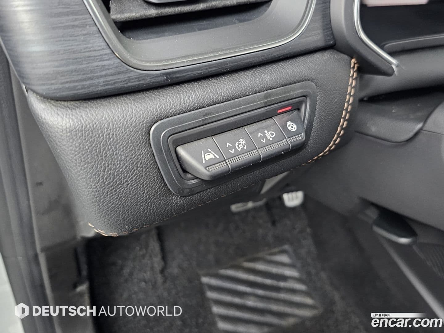 Main__Slider__Photo:Captur Renault-KoreaSamsung 2021.7-15