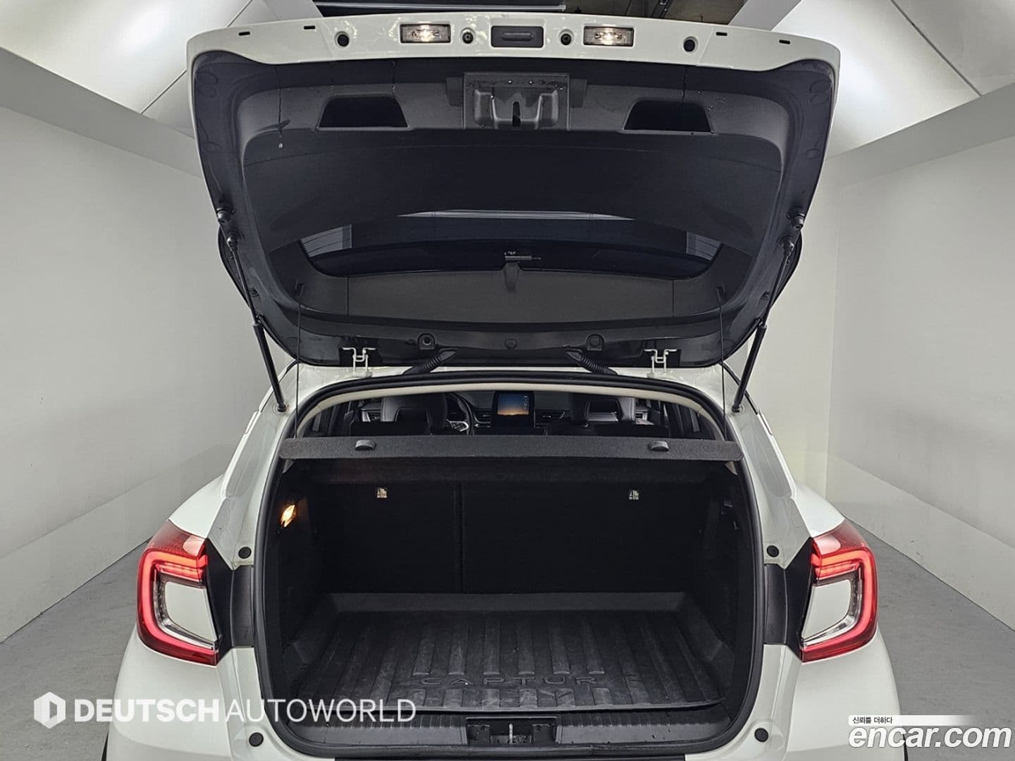 Main__Slider__Photo:Captur Renault-KoreaSamsung 2021.7-19