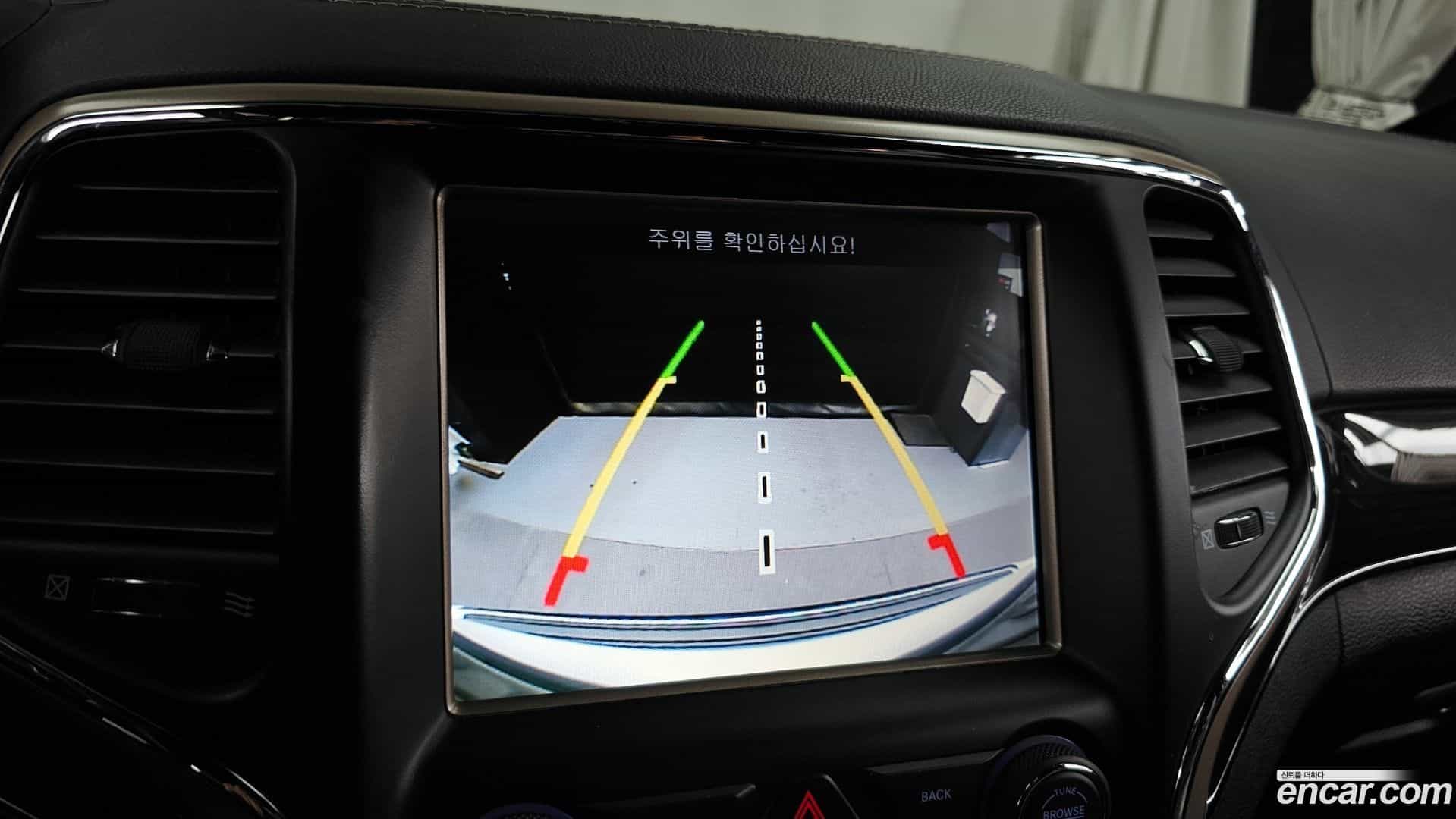 Cherokee Jeep 2017.10-OPTION-019