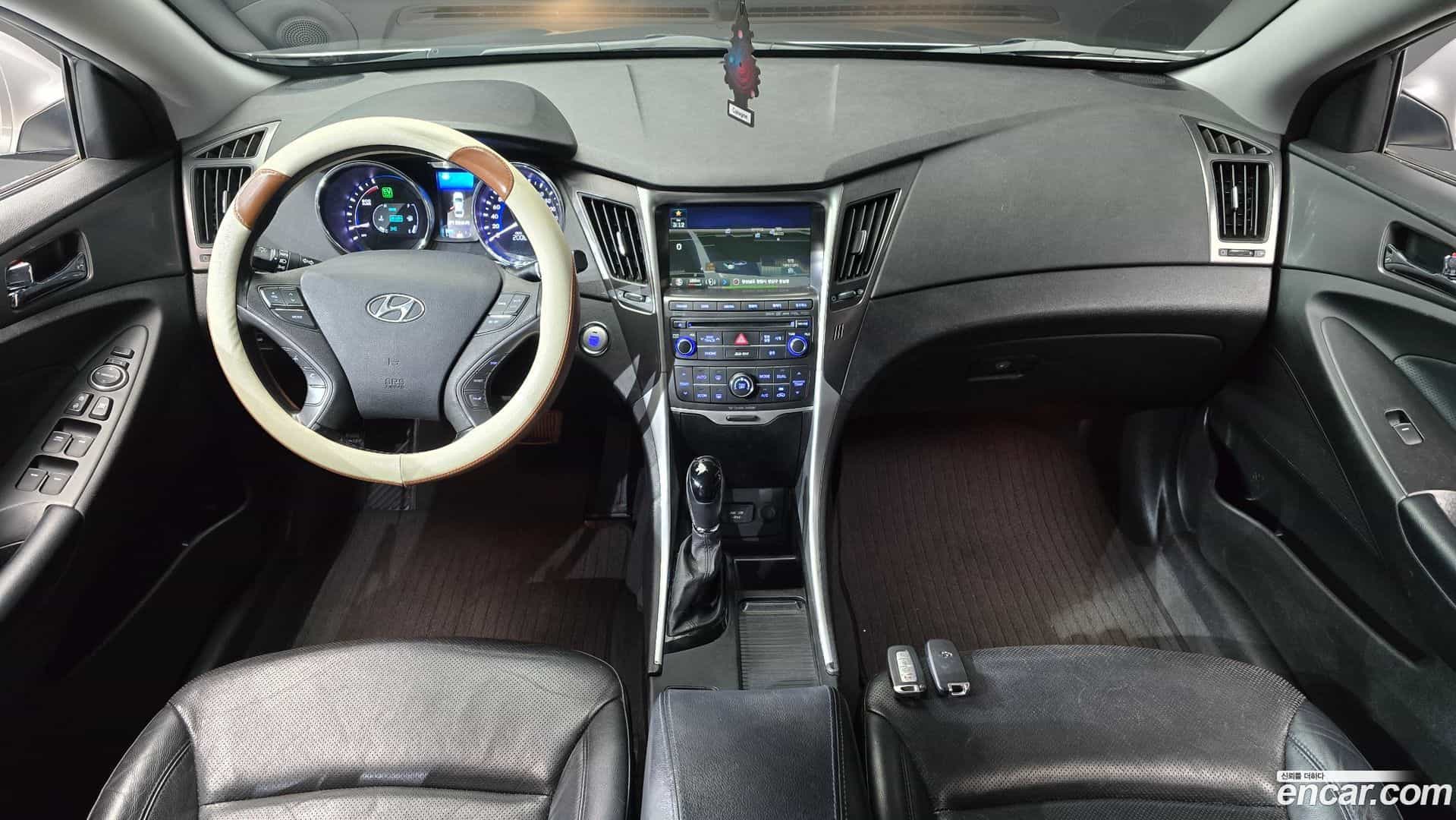 Sonata Hyundai 2013.3-INNER-007