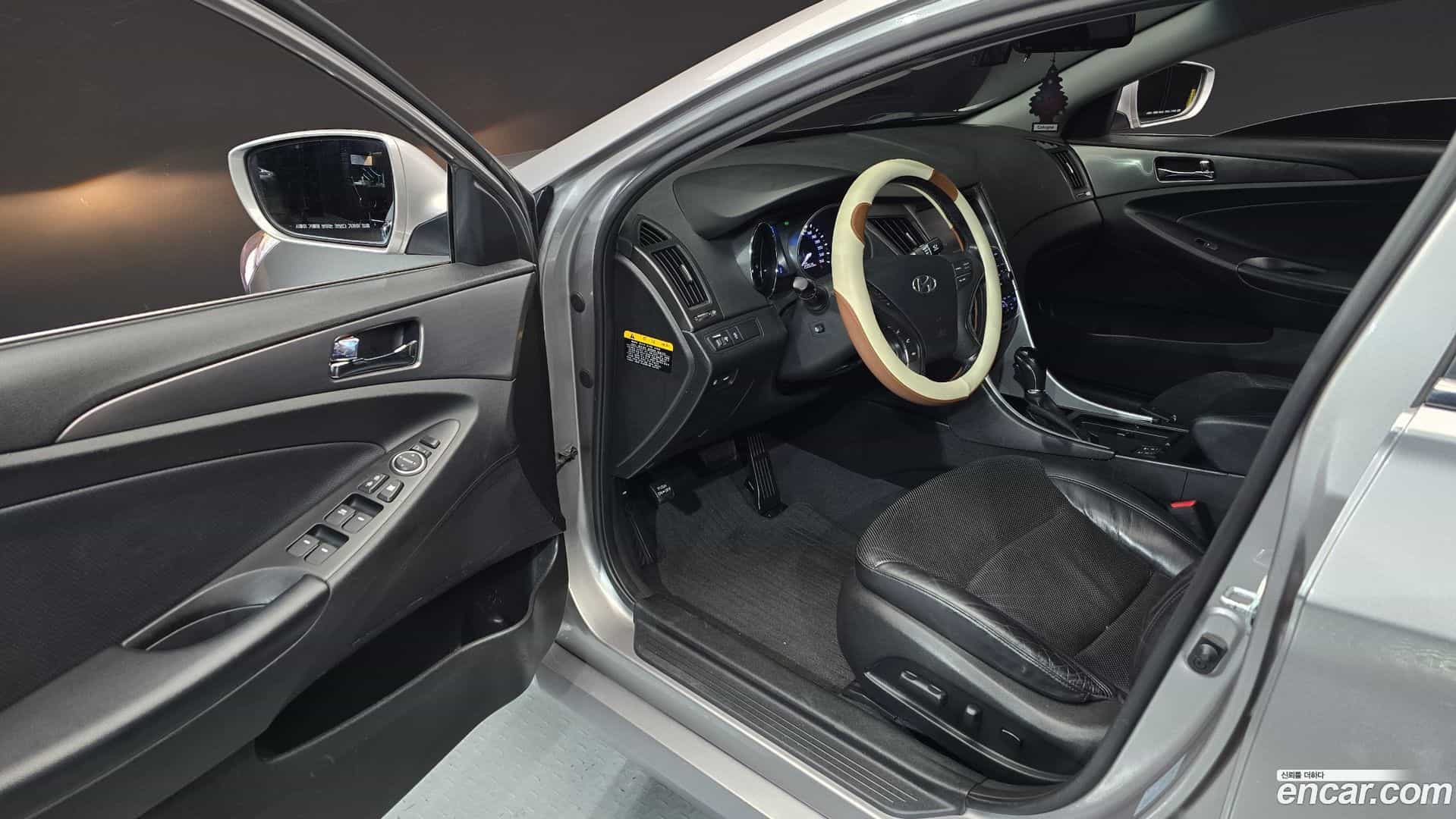 Sonata Hyundai 2013.3-INNER-010