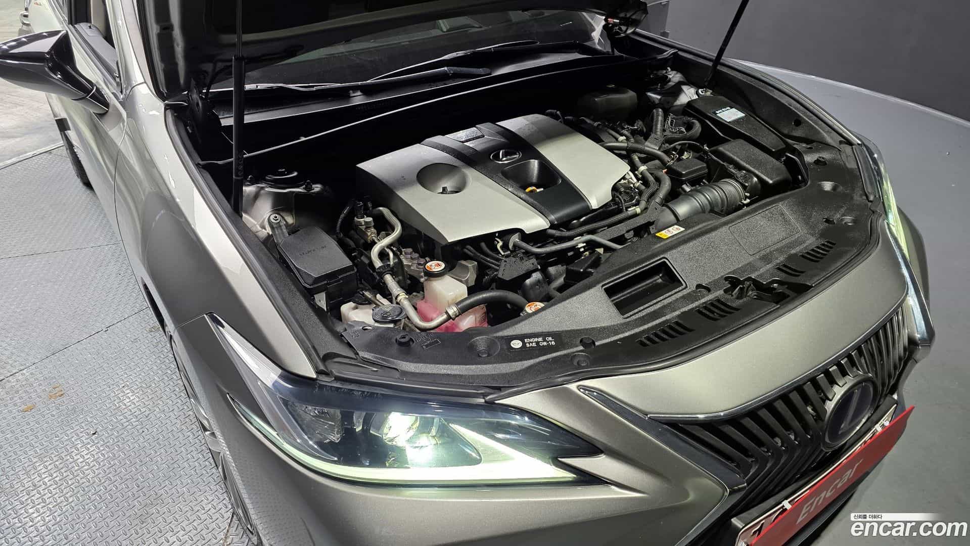 ES Lexus 2021.3-INNER-006