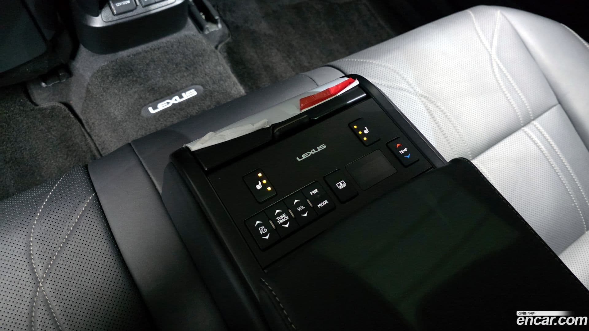 Main__Slider__Photo:ES Lexus 2021.3-18