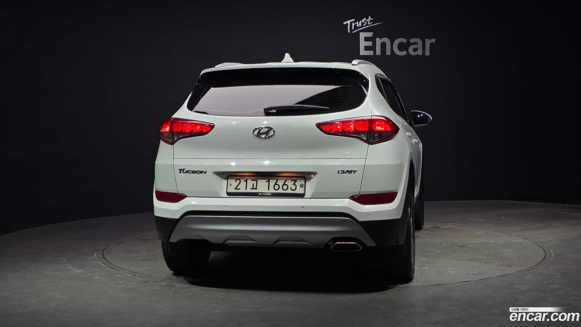 Tucson Hyundai 2017.5-OUTER-004