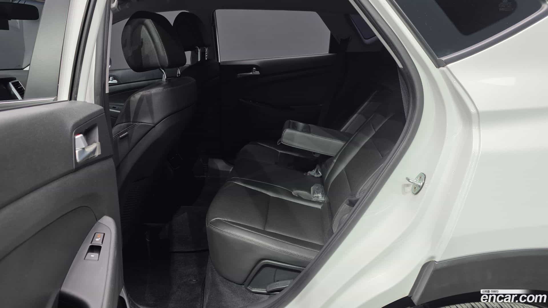 Tucson Hyundai 2017.5-OPTION-016