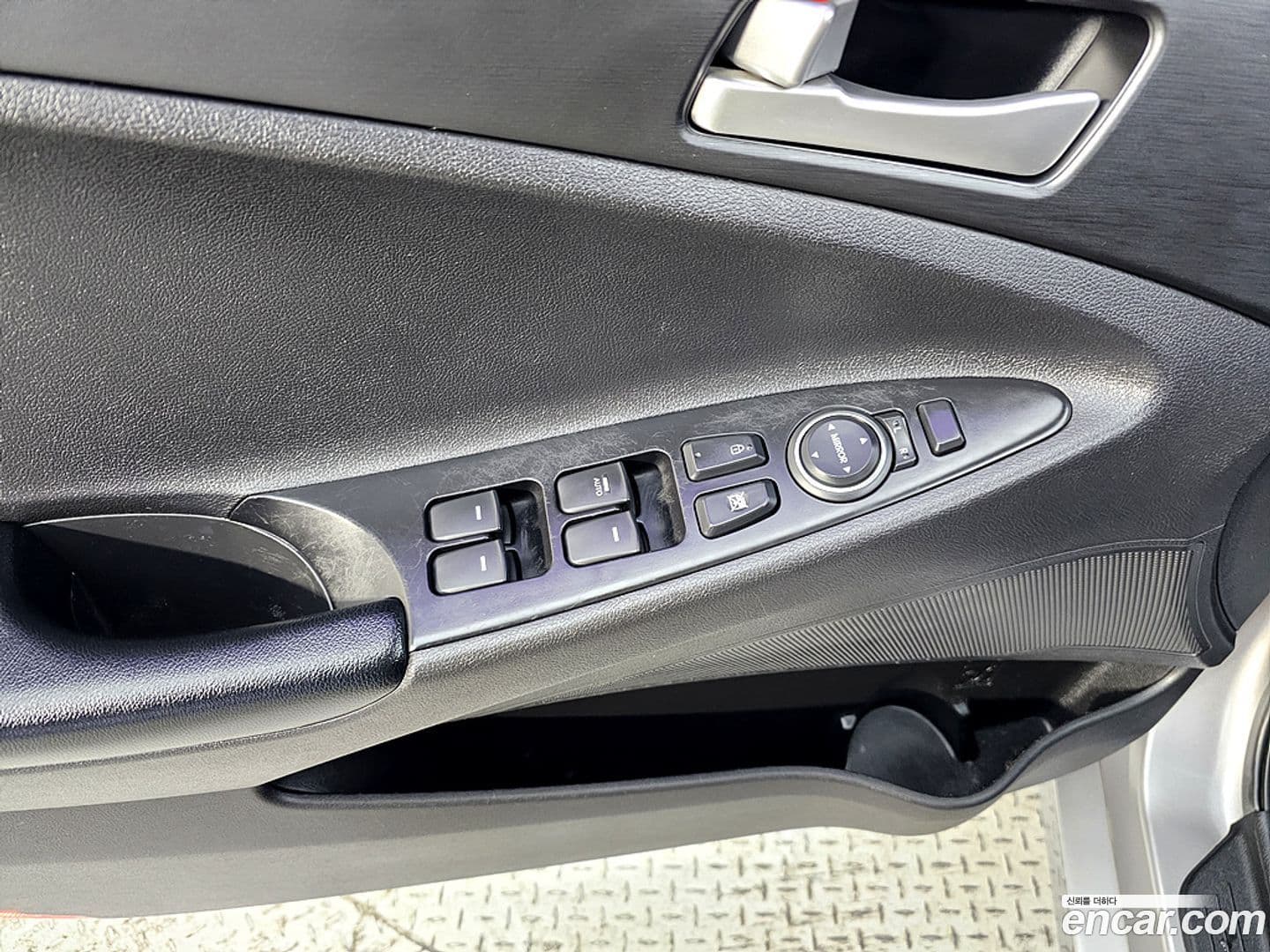 Main__Slider__Photo:Sonata Hyundai 2010.0-10