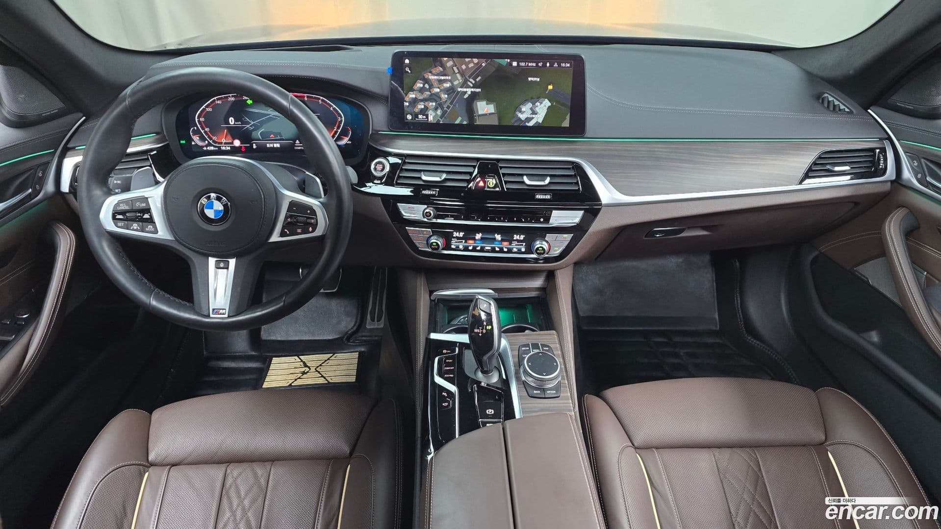 Main__Slider__Photo:5-Series BMW 2021.1-6