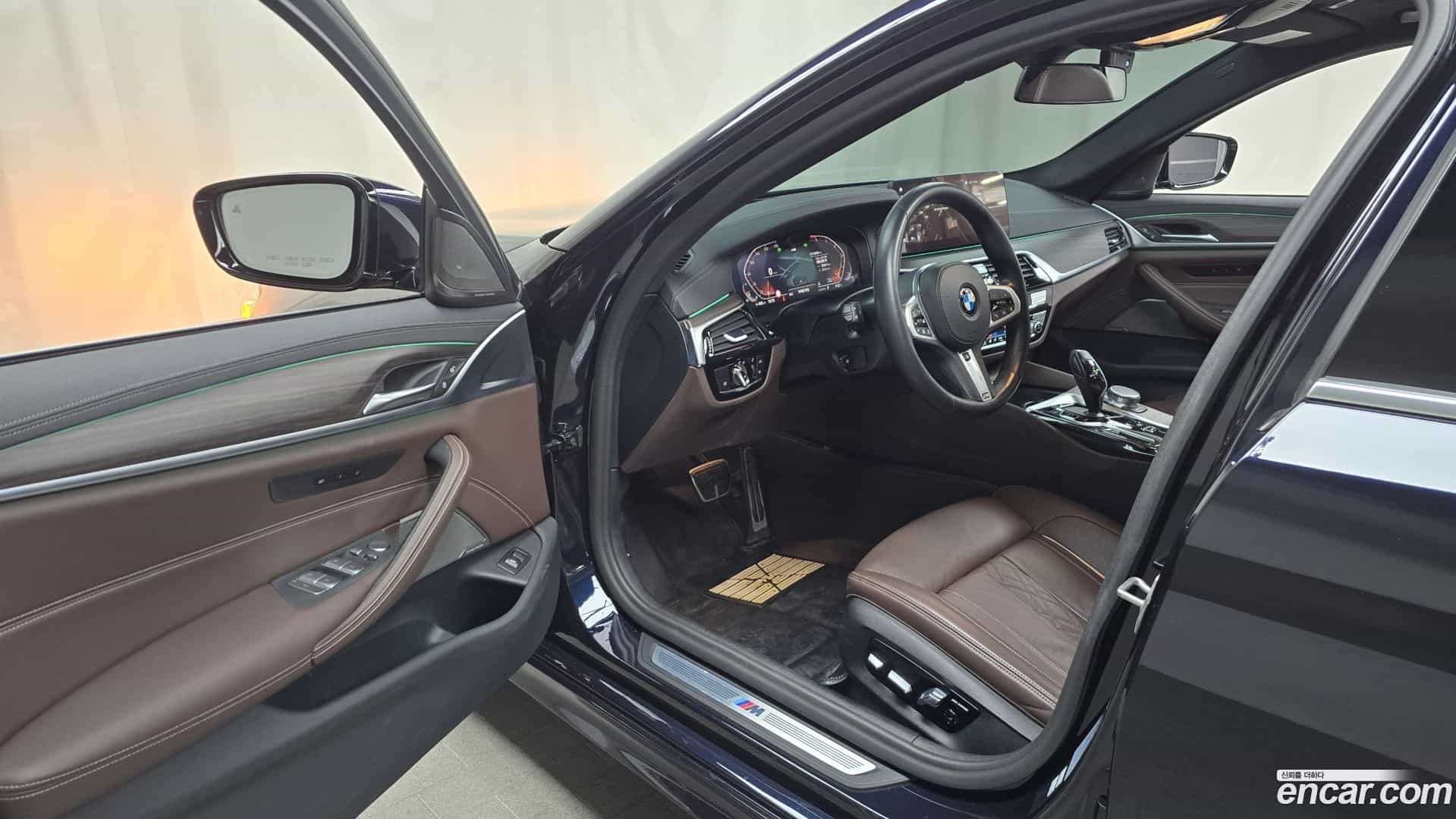 5-Series BMW 2021.1-INNER-010