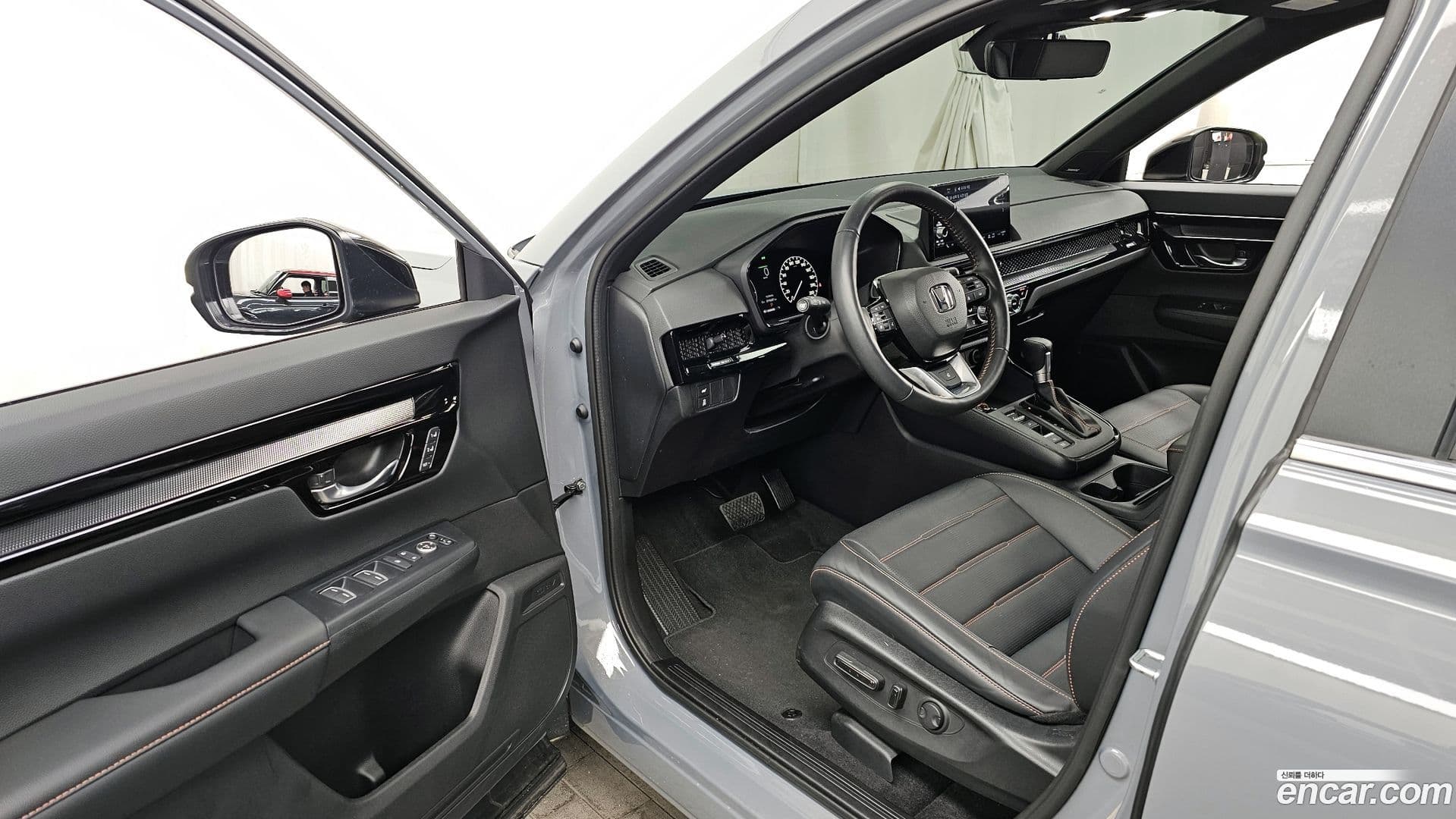 Main__Slider__Photo:CR-V Honda 2024.8-9