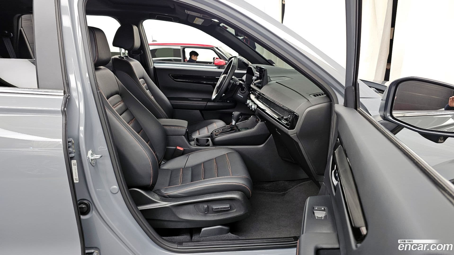 Main__Slider__Photo:CR-V Honda 2024.8-10