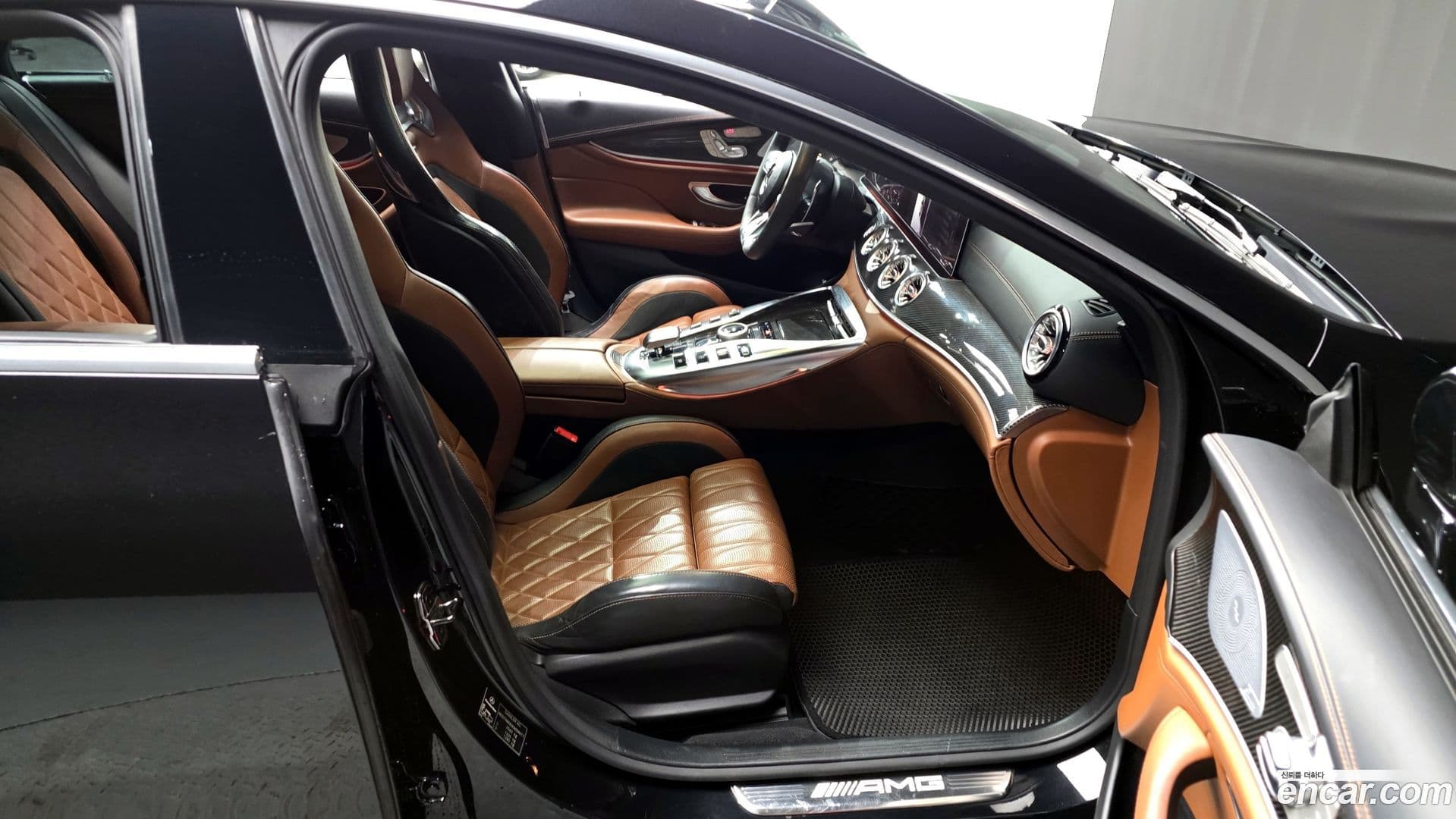 Main__Slider__Photo:AMG GT Mercedes-Benz 2019.9-10