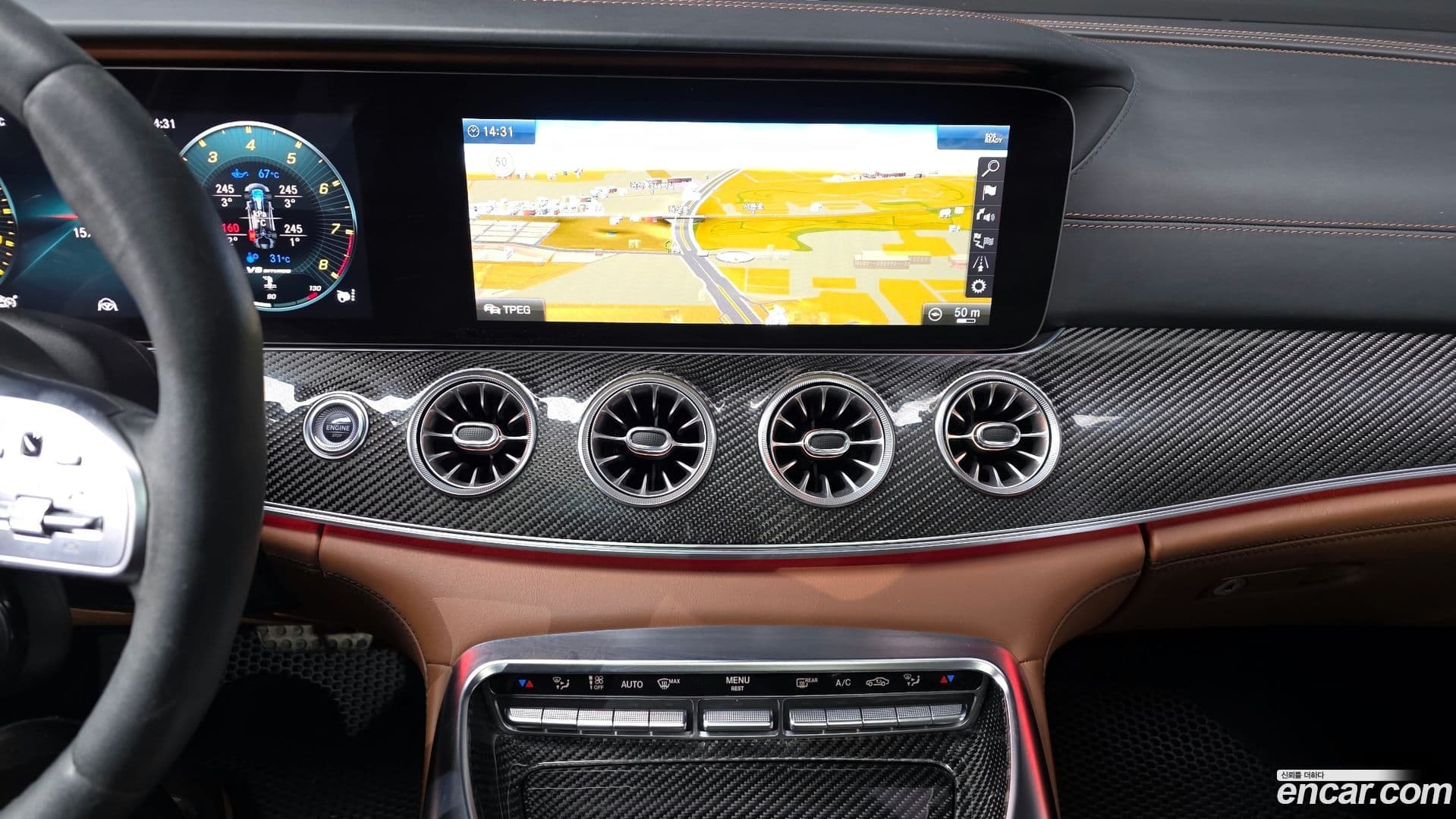 Main__Slider__Photo:AMG GT Mercedes-Benz 2019.9-13