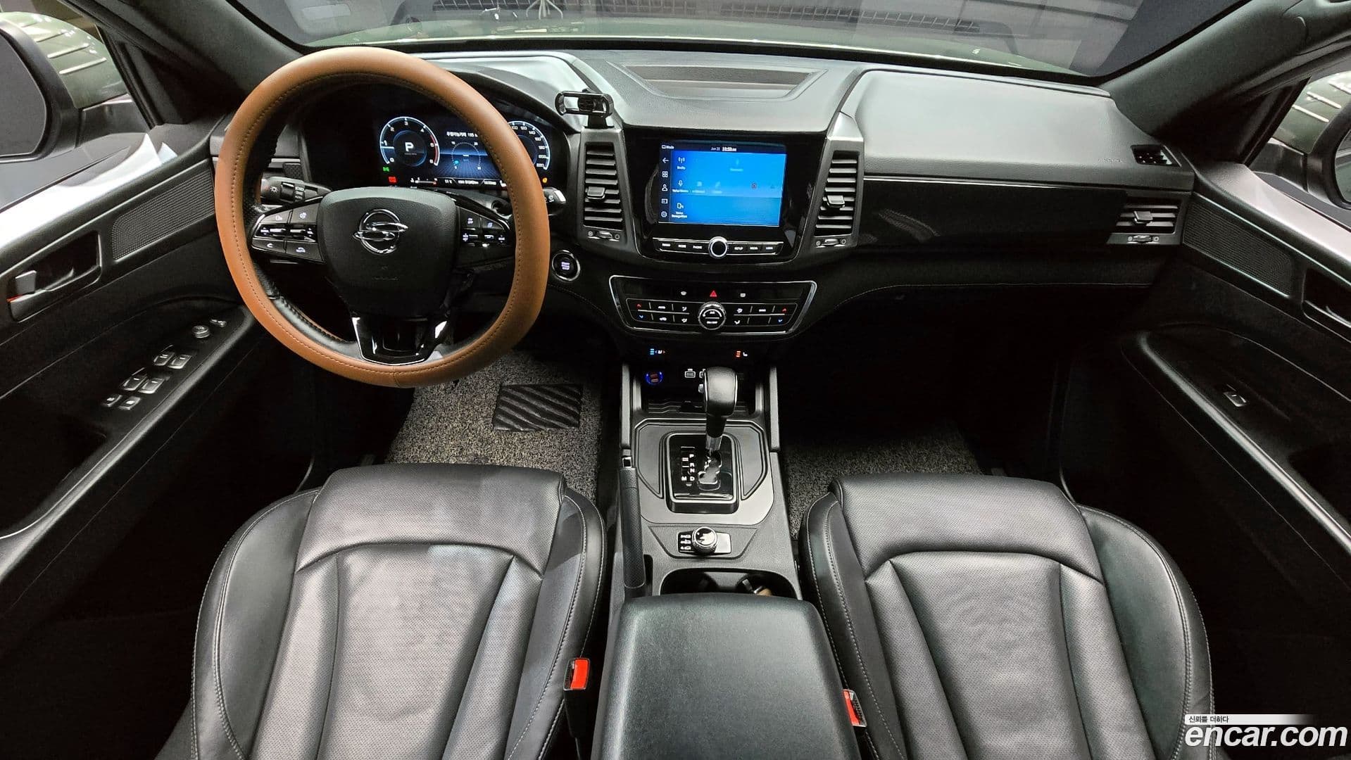 Main__Slider__Photo:Rexton KG_Mobility_Ssangyong 2022.7-6