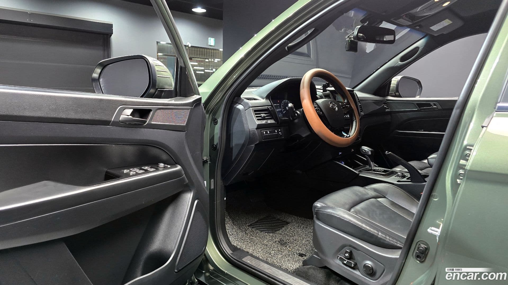 Main__Slider__Photo:Rexton KG_Mobility_Ssangyong 2022.7-10