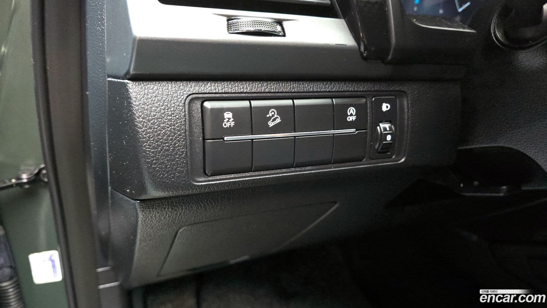 Main__Slider__Photo:Rexton KG_Mobility_Ssangyong 2022.7-12