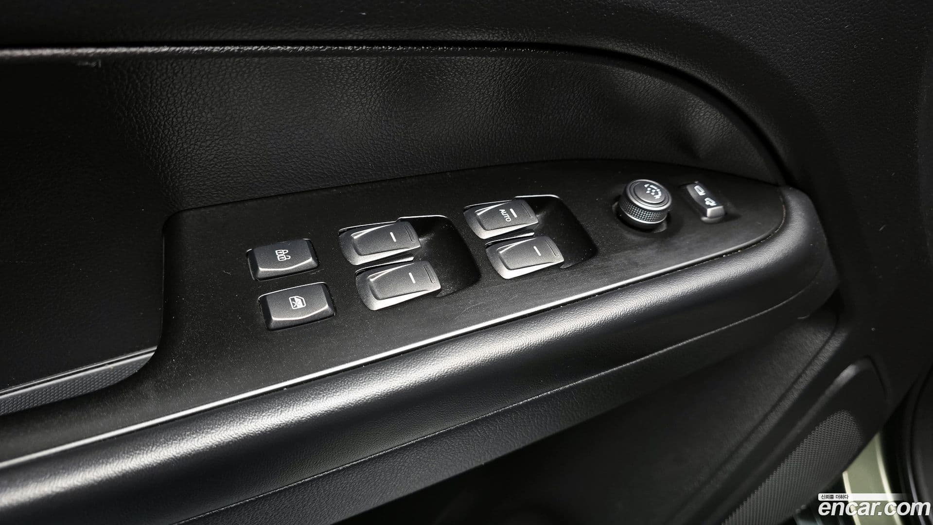 Main__Slider__Photo:Rexton KG_Mobility_Ssangyong 2022.7-17