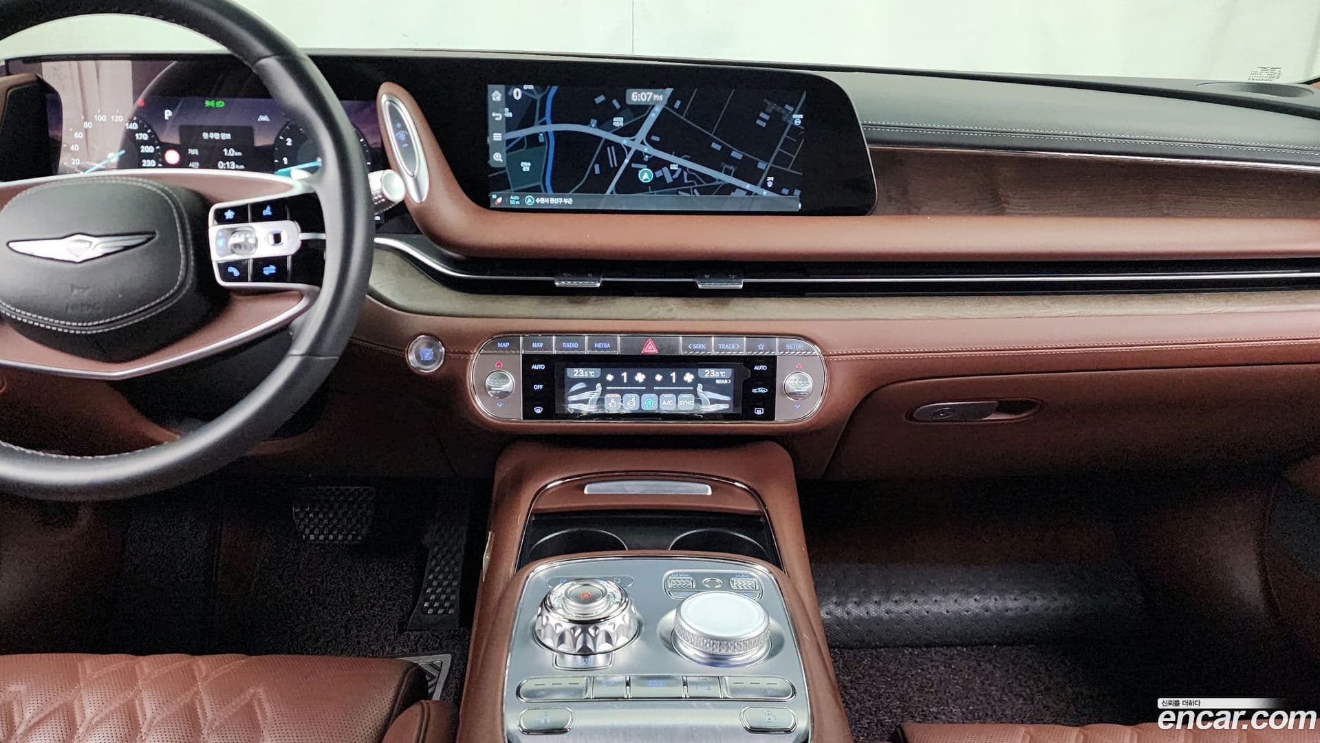 Main__Slider__Photo:G90 Genesis 2022.8-13