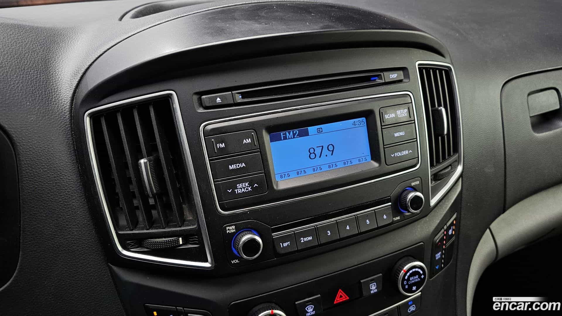 Starex Hyundai 2018.2-OPTION-018