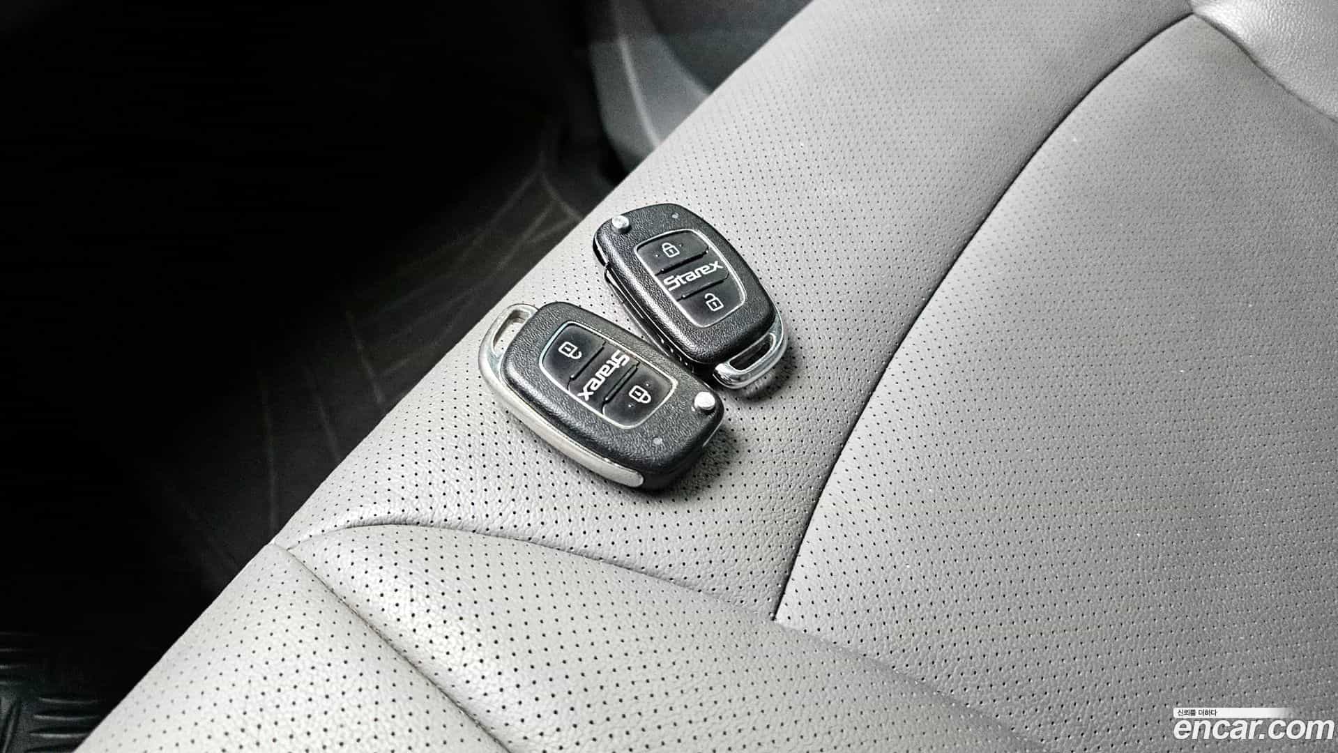 Starex Hyundai 2018.2-OPTION-021