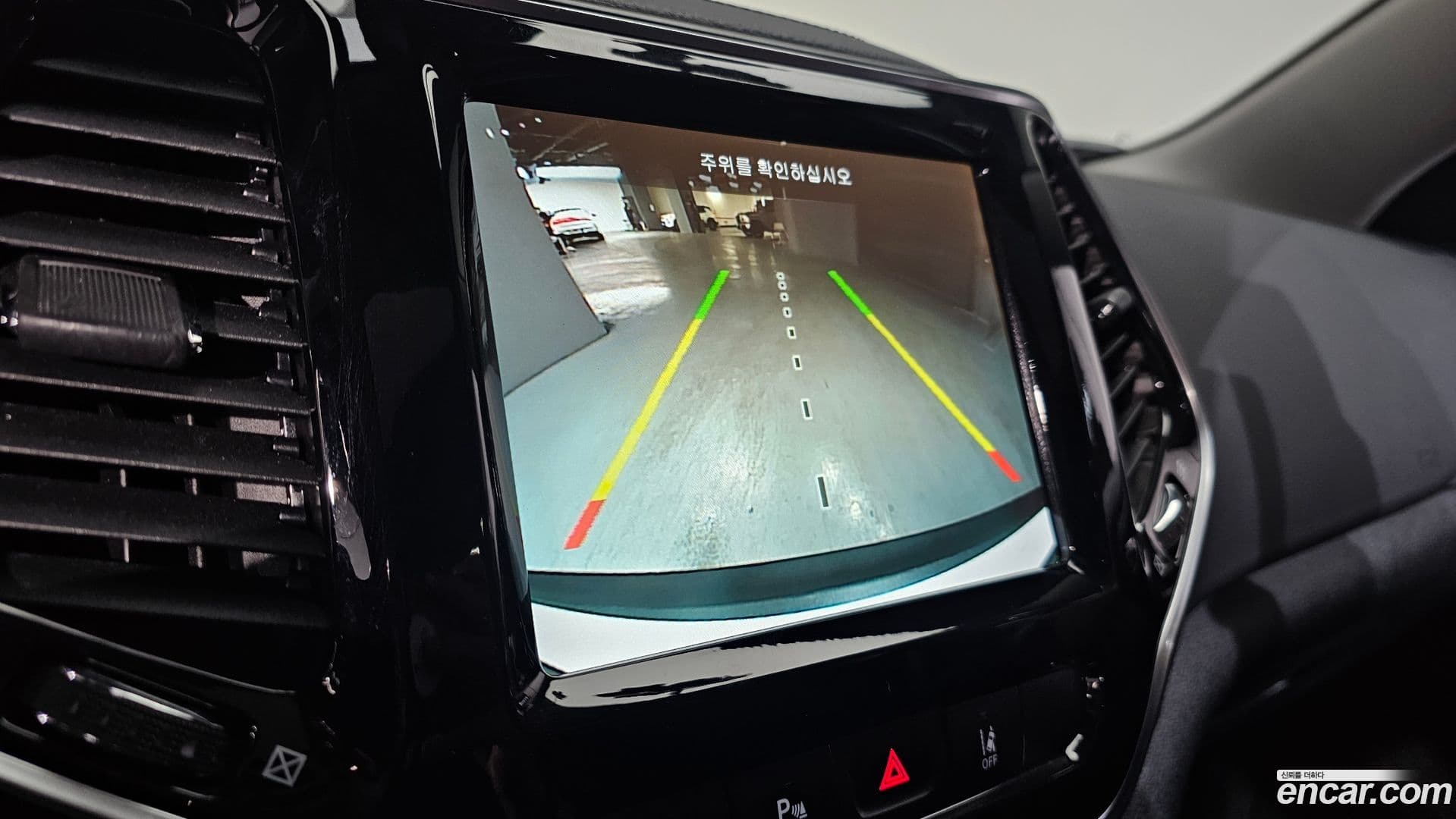 Main__Slider__Photo:Cherokee Jeep 2021.2-14