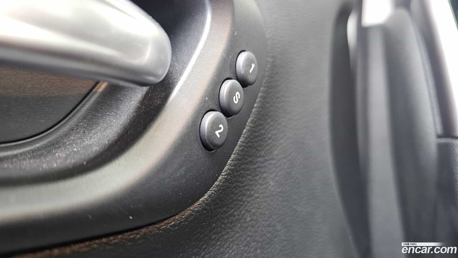 Cherokee Jeep 2021.2-OPTION-022