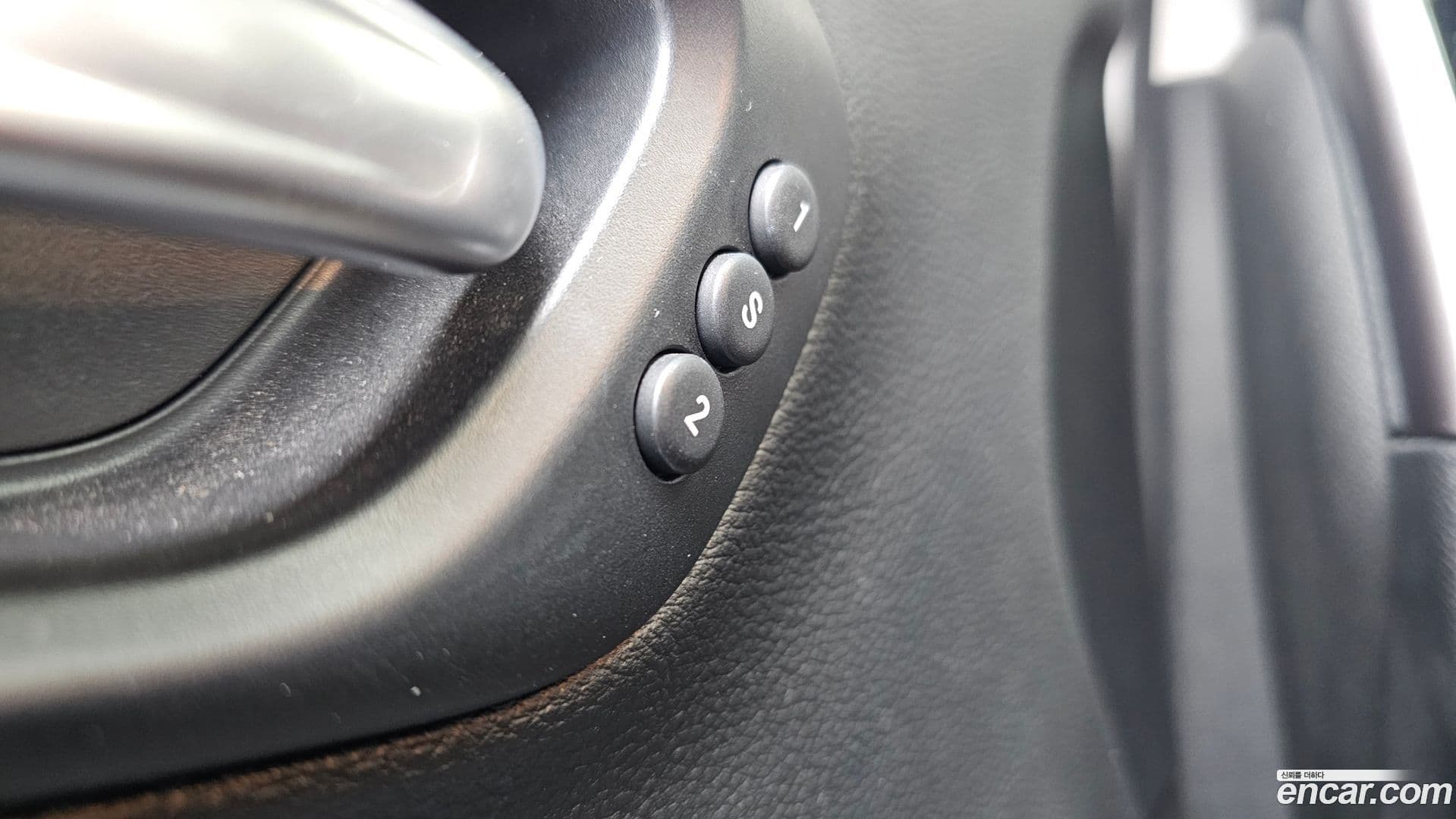 Main__Slider__Photo:Cherokee Jeep 2021.2-17