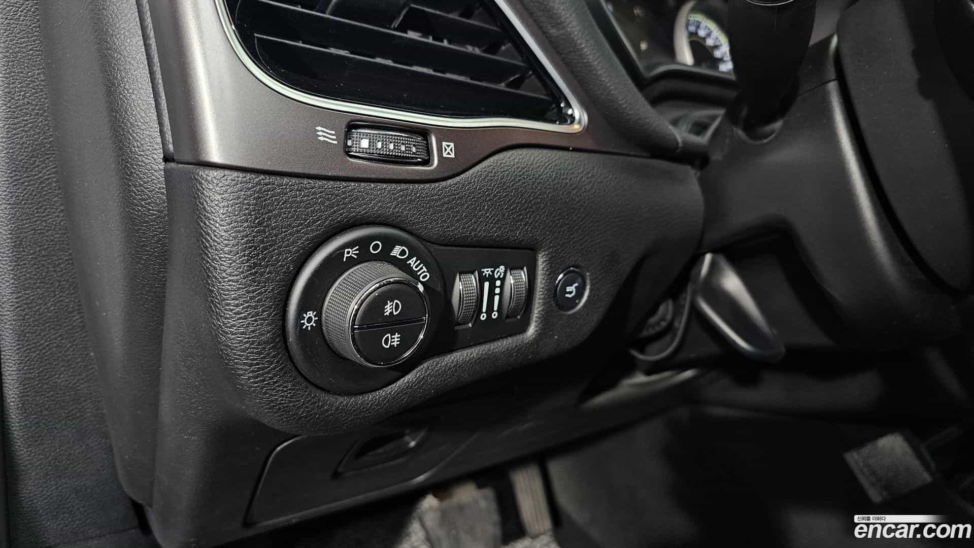 Cherokee Jeep 2021.2-OPTION-023