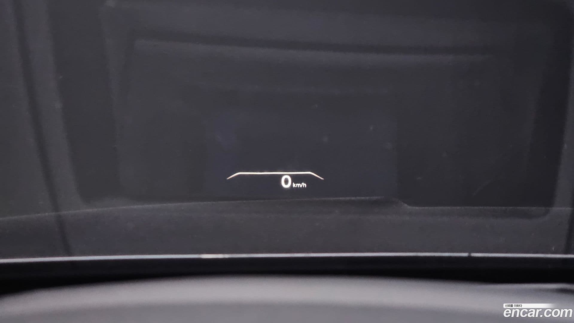 Main__Slider__Photo:GV80 Genesis 2020.4-15