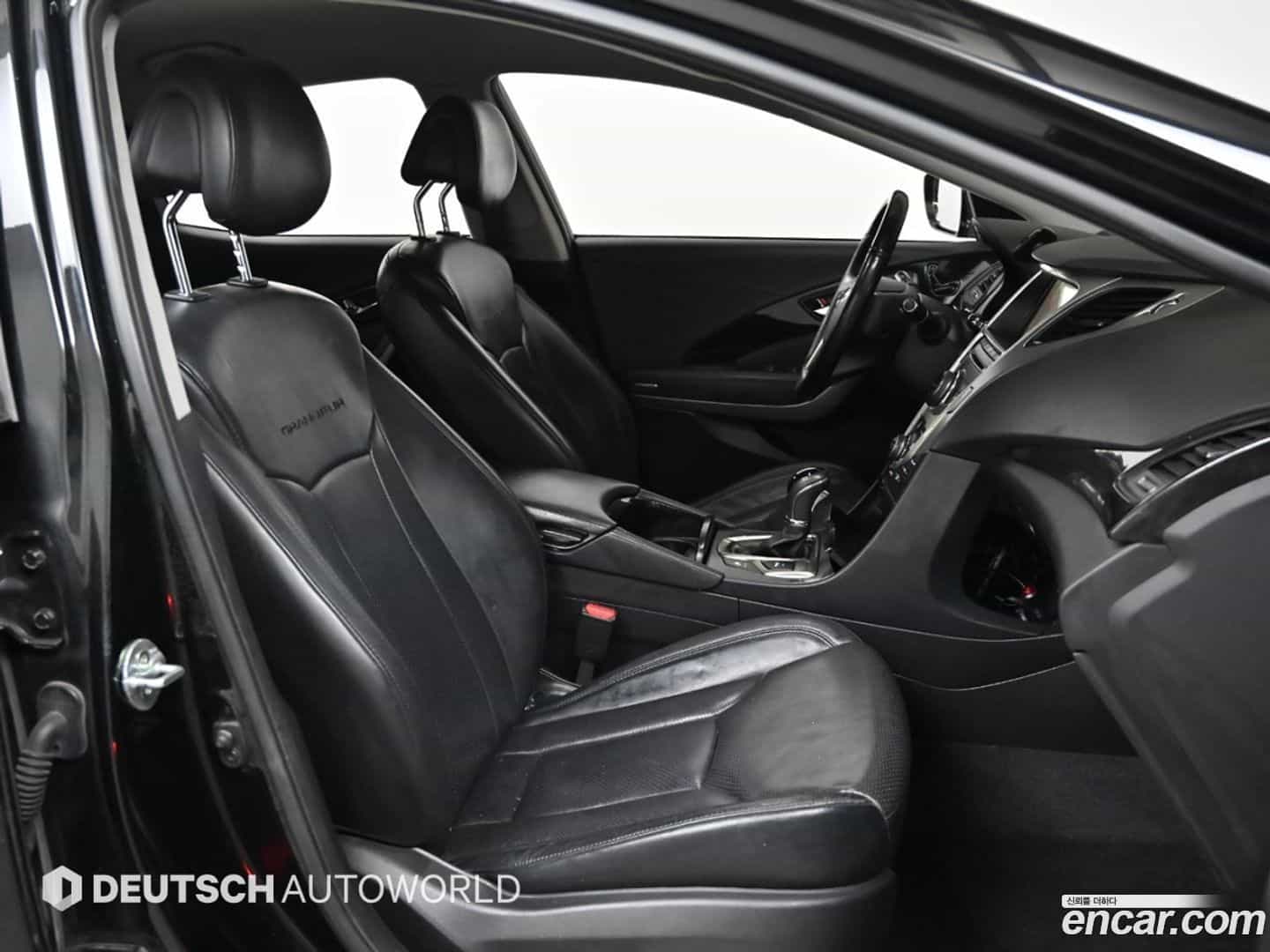 Grandeur Hyundai 2013.9-INNER-010