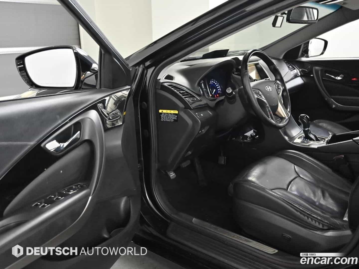 Grandeur Hyundai 2013.9-OPTION-015