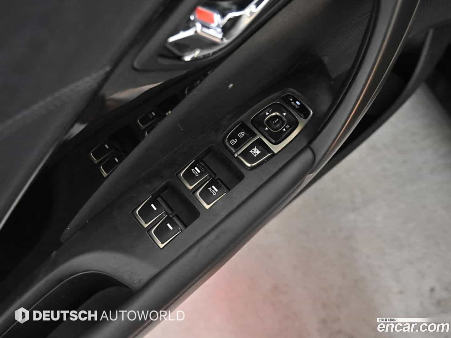 Grandeur Hyundai 2013.9-OPTION-021