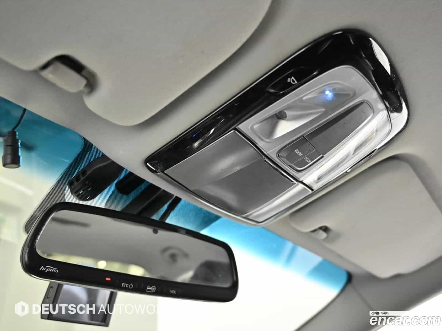 Grandeur Hyundai 2013.9-OPTION-023