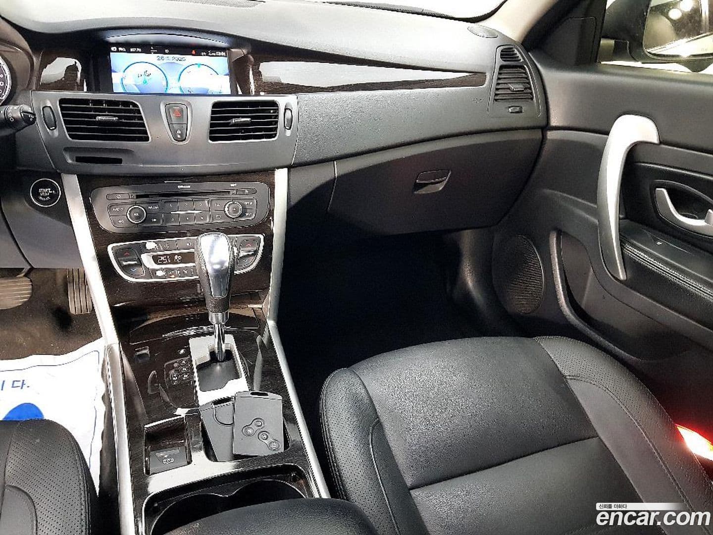 Main__Slider__Photo:SM5 Renault-KoreaSamsung 2014.11-9