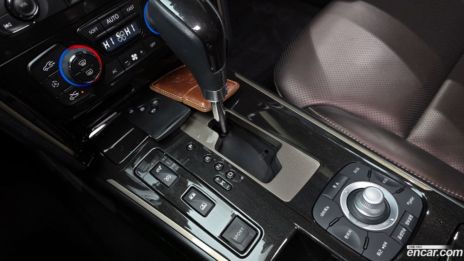 Main__Slider__Photo:SM7 Renault-KoreaSamsung 2016.0-8