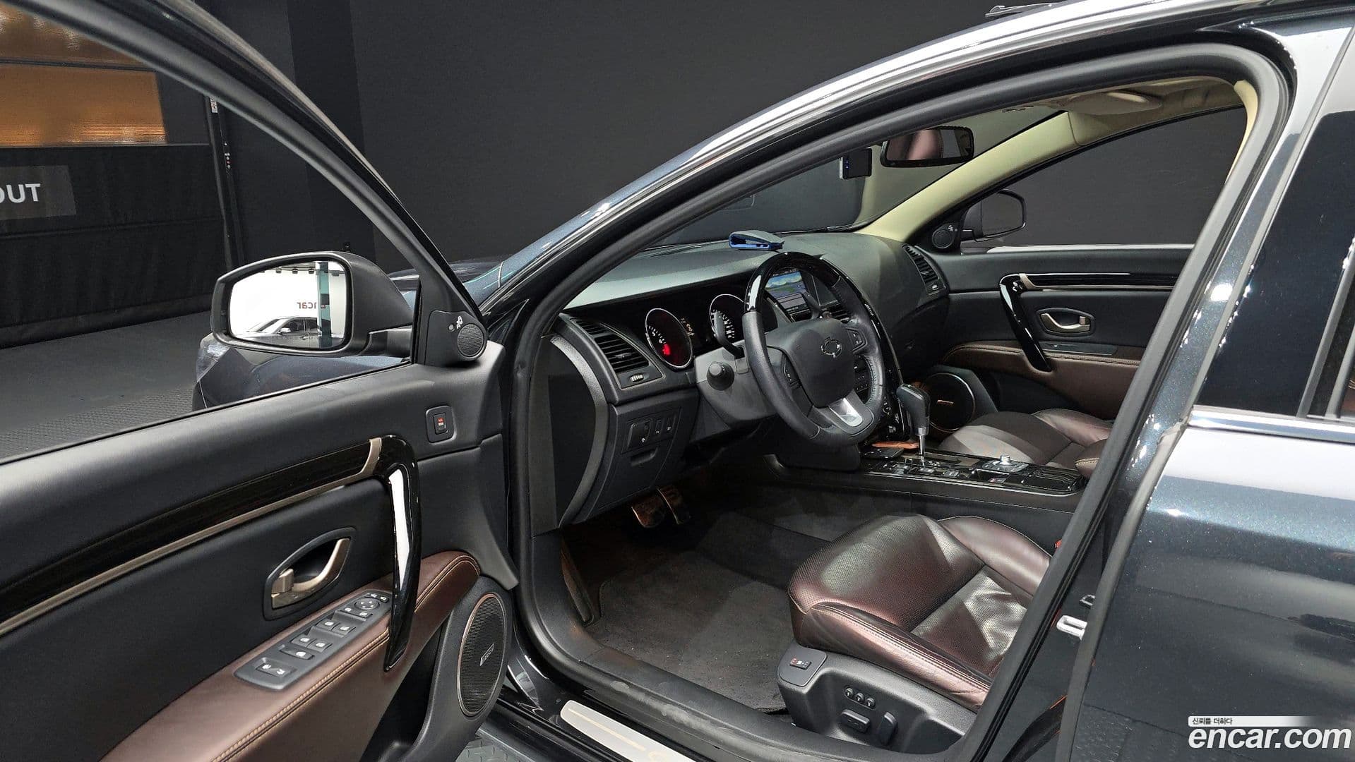 Main__Slider__Photo:SM7 Renault-KoreaSamsung 2016.0-9