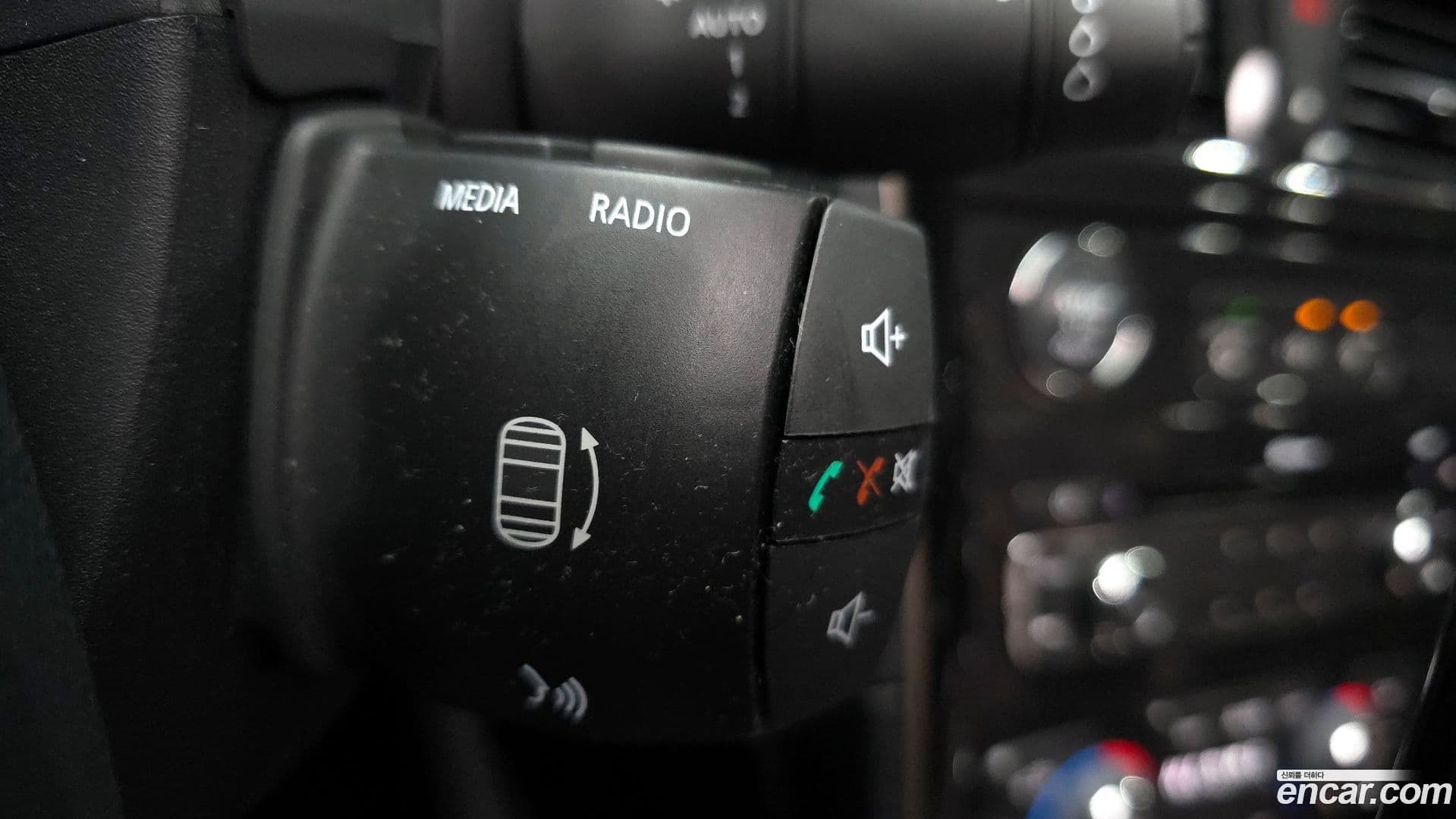 Main__Slider__Photo:SM7 Renault-KoreaSamsung 2016.0-15