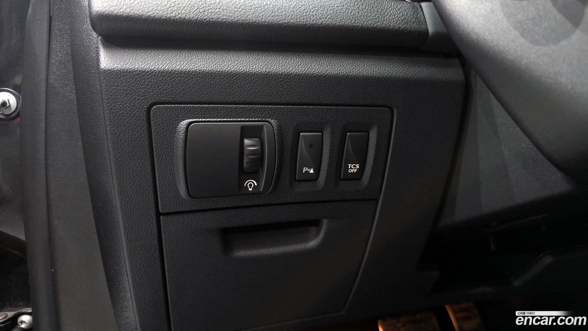 Main__Slider__Photo:SM7 Renault-KoreaSamsung 2016.0-17