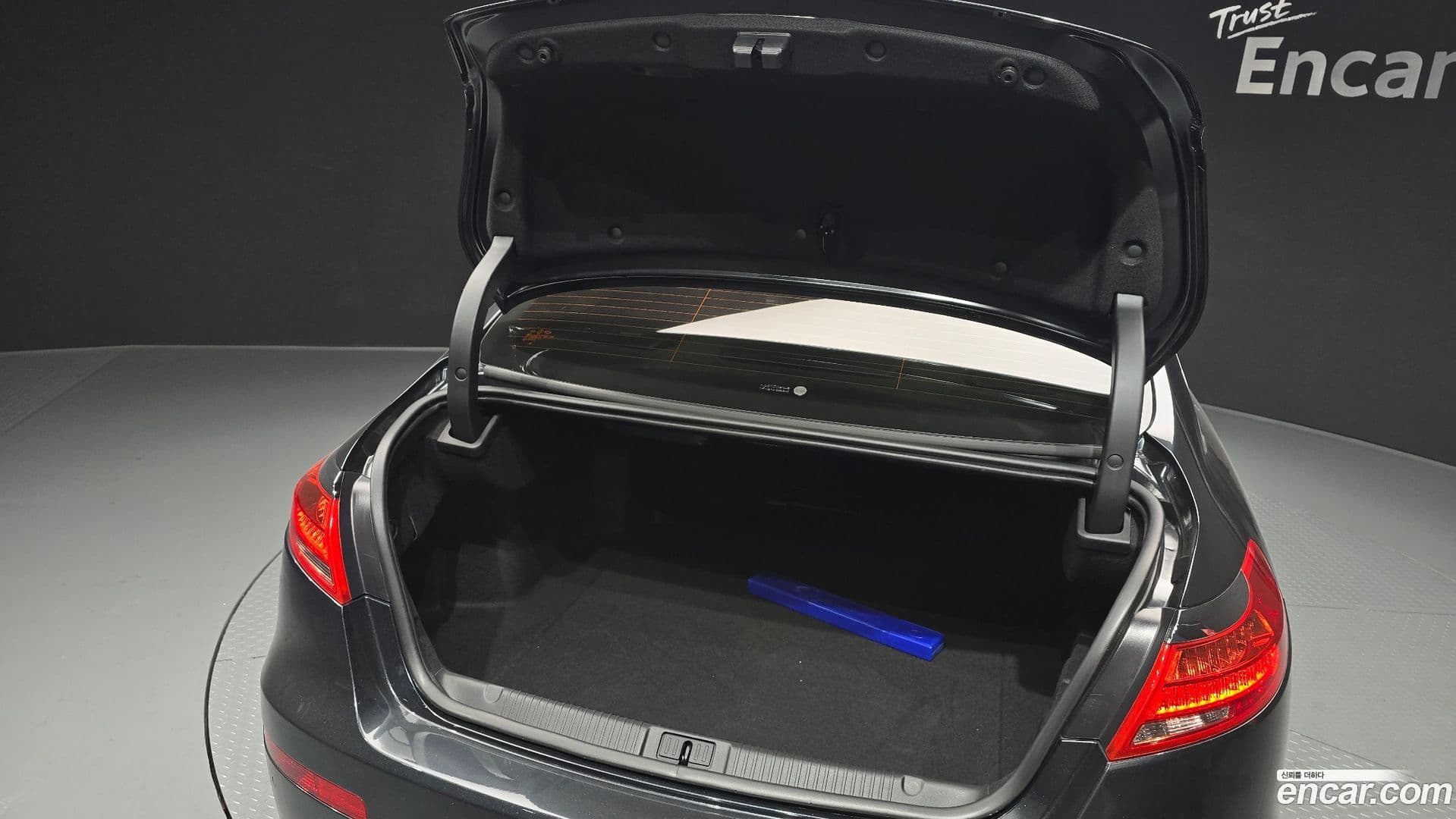 Main__Slider__Photo:SM7 Renault-KoreaSamsung 2016.0-19