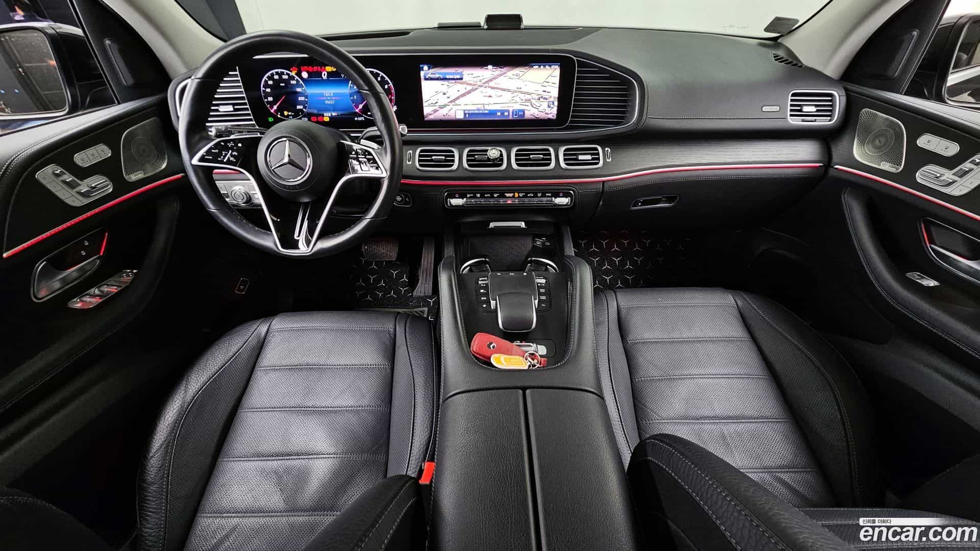 GLE-Class Mercedes-Benz 2024.1-INNER-007