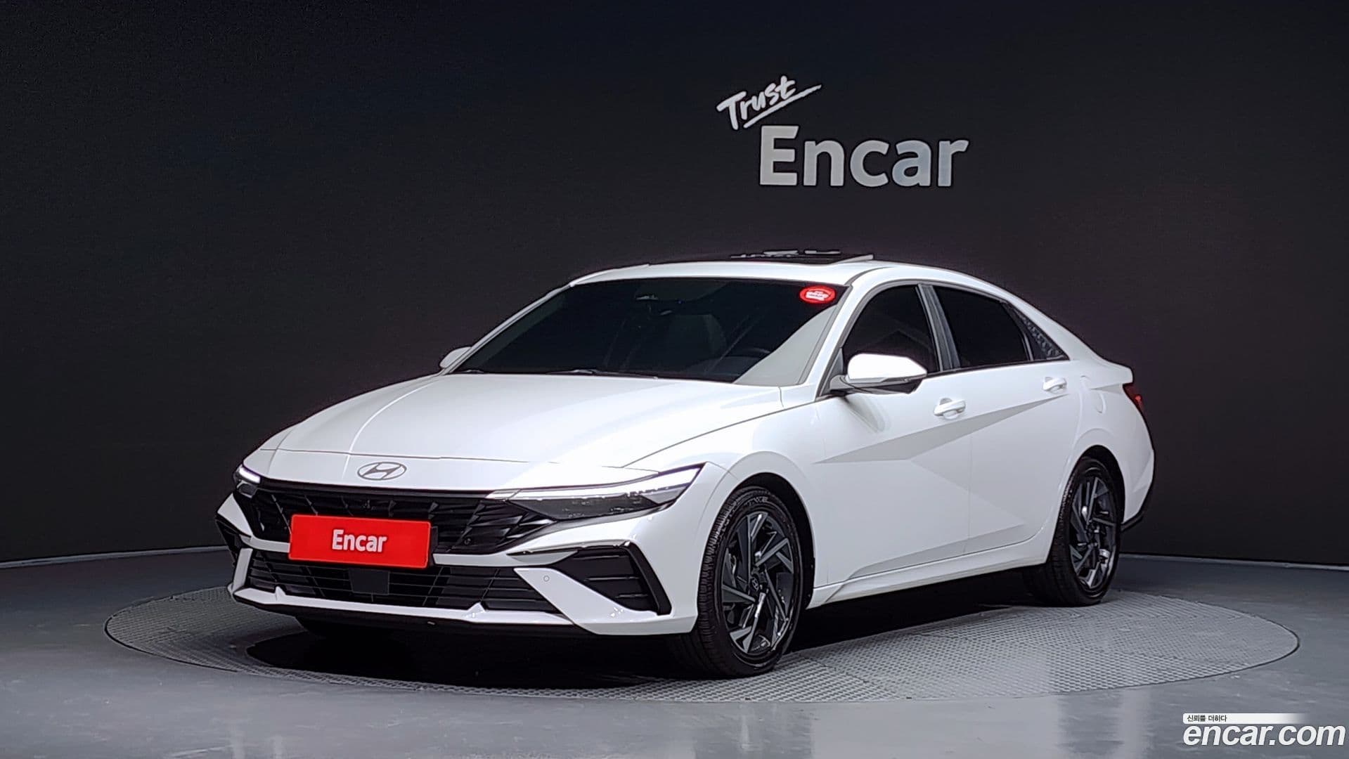 Main__Slider__Photo:AVANTE Hyundai 2023.3-0