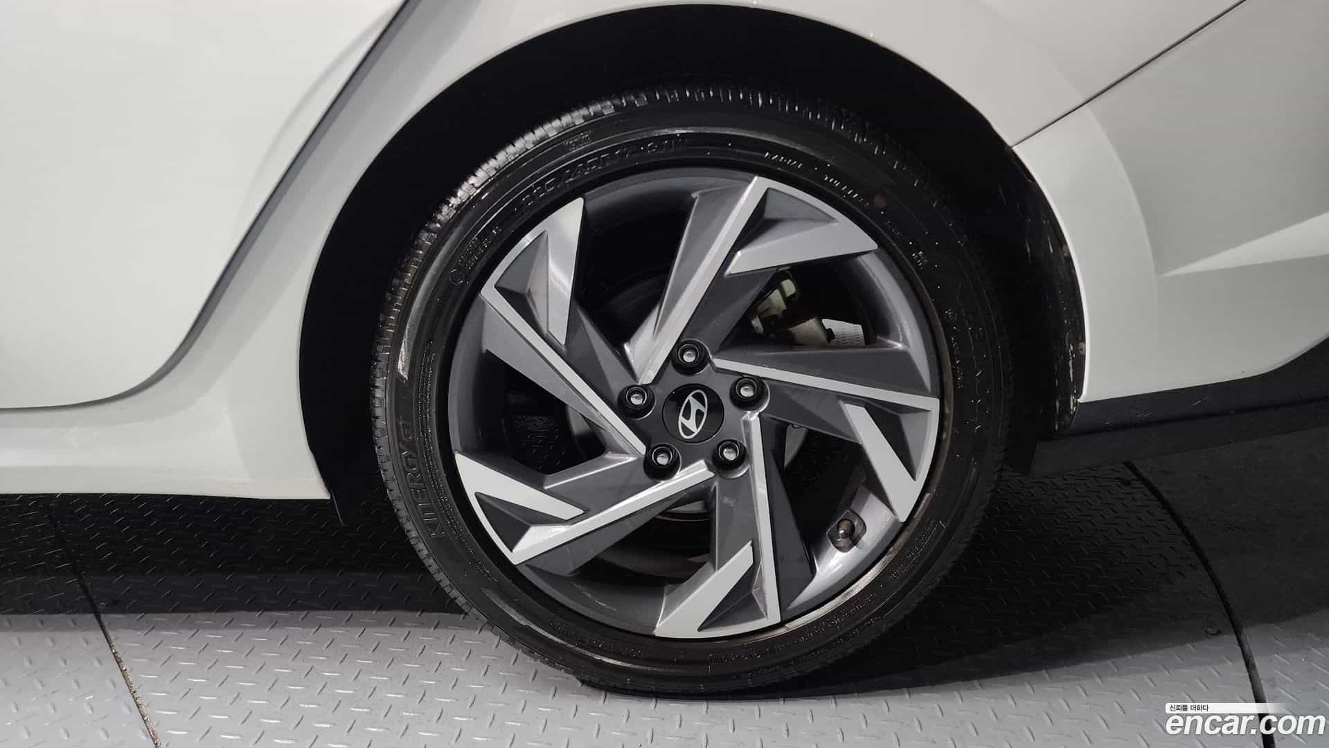 AVANTE Hyundai 2023.3-OUTER-005